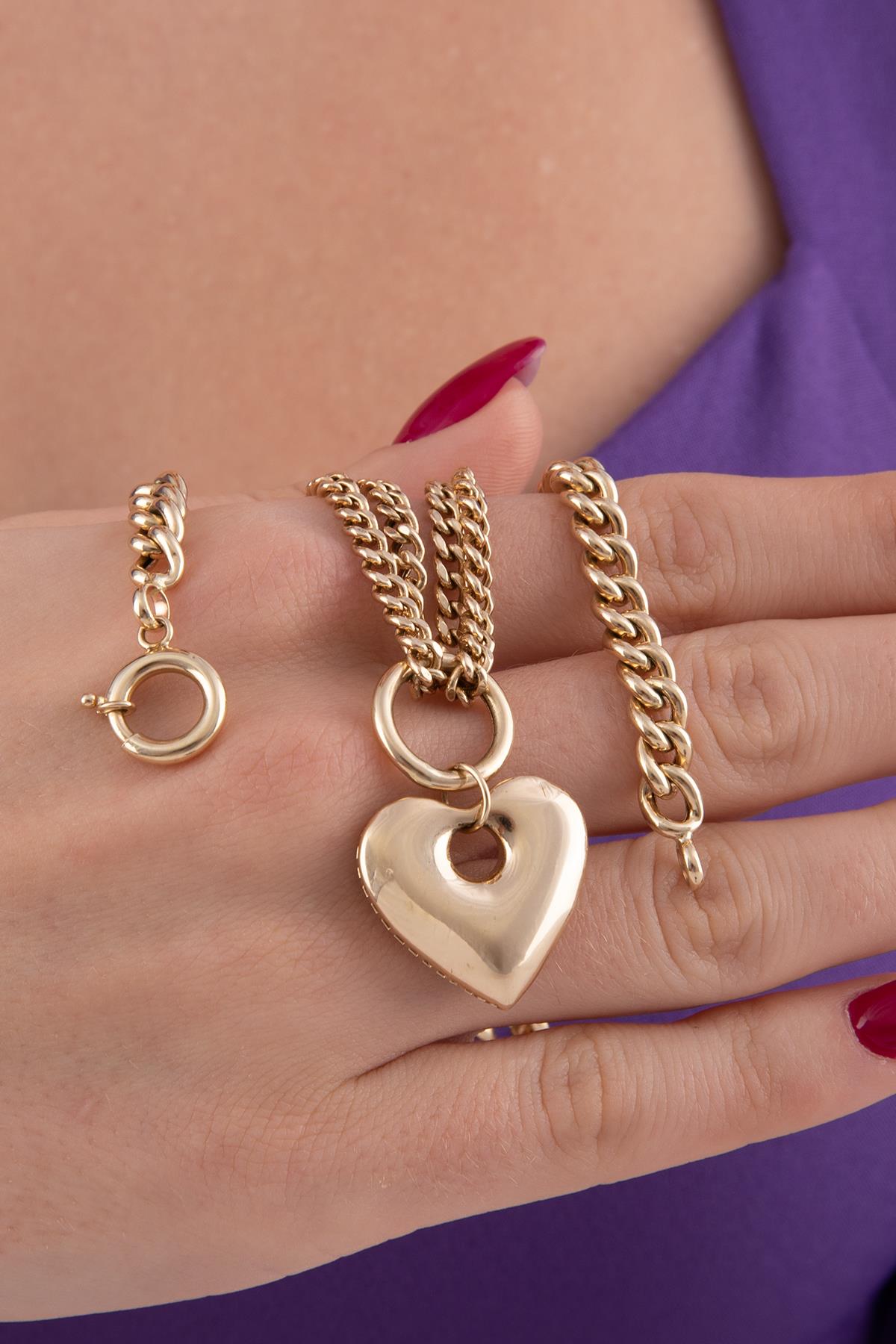 14K Gold Cuban Chain Heart Necklace