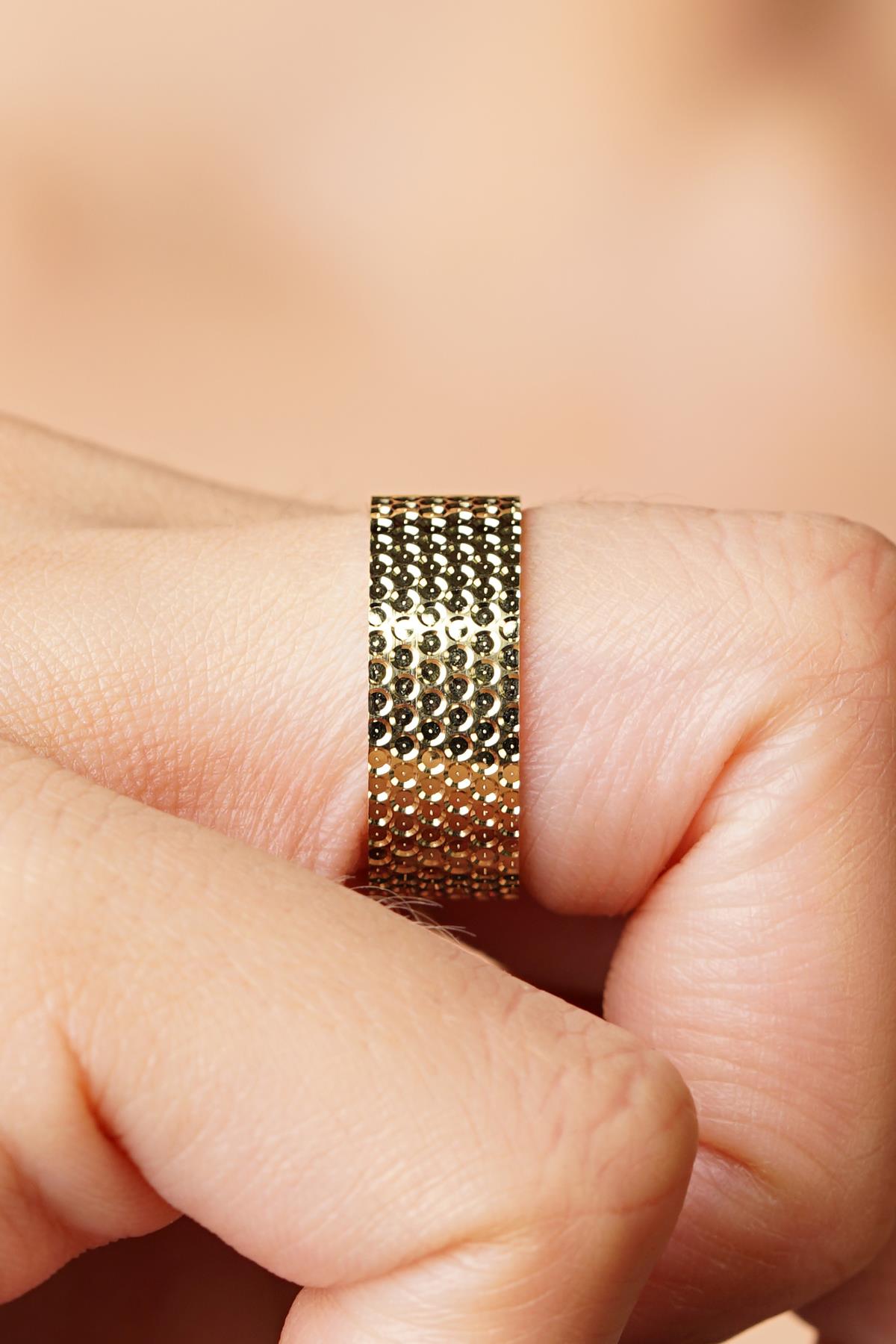 14K Gold Cuore Wedding Band