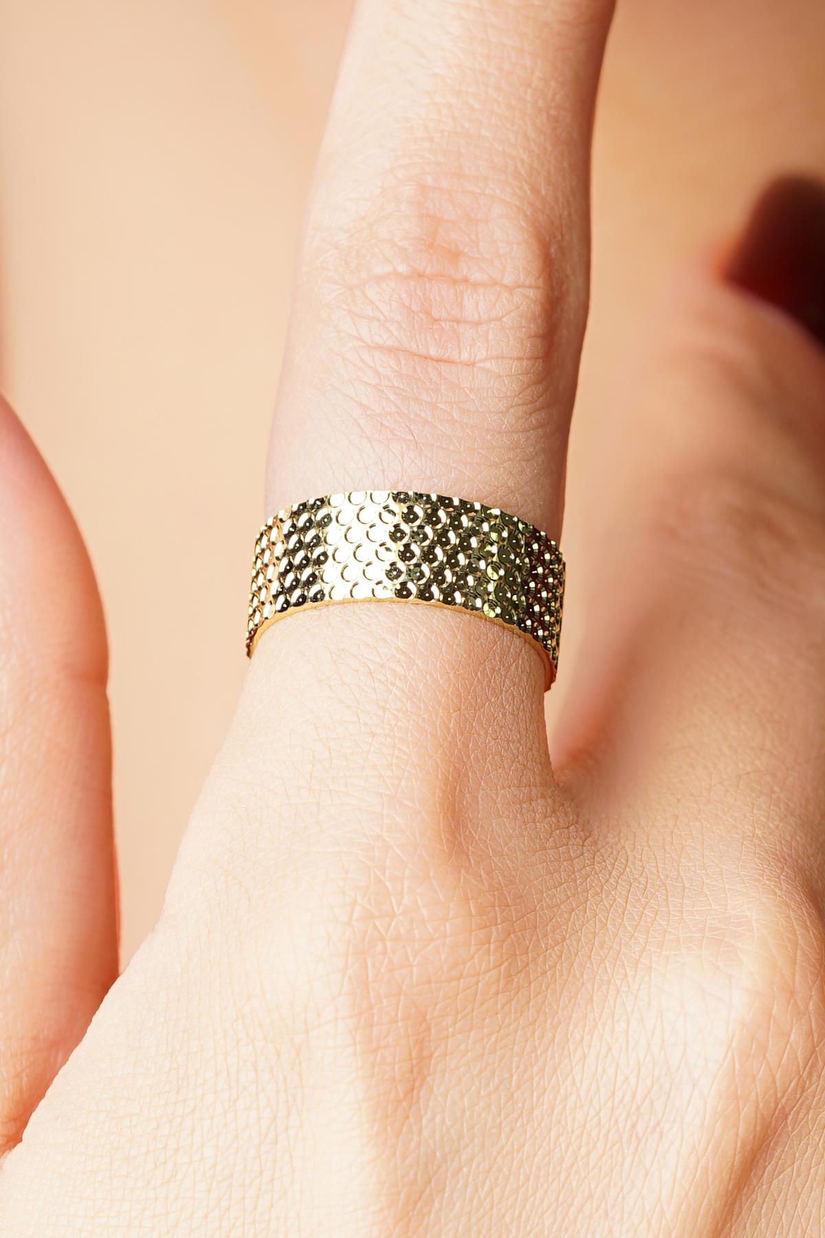 14K Gold Cuore Wedding Band