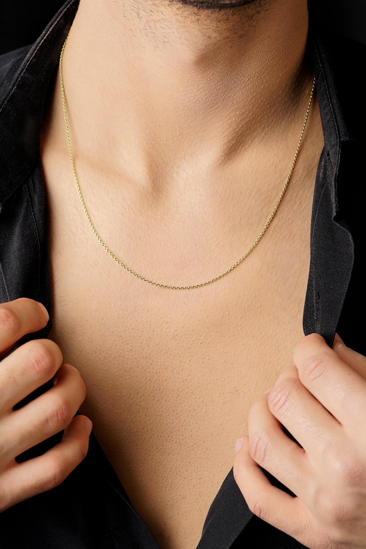 14K Gold Curb Chain Men’s Necklace