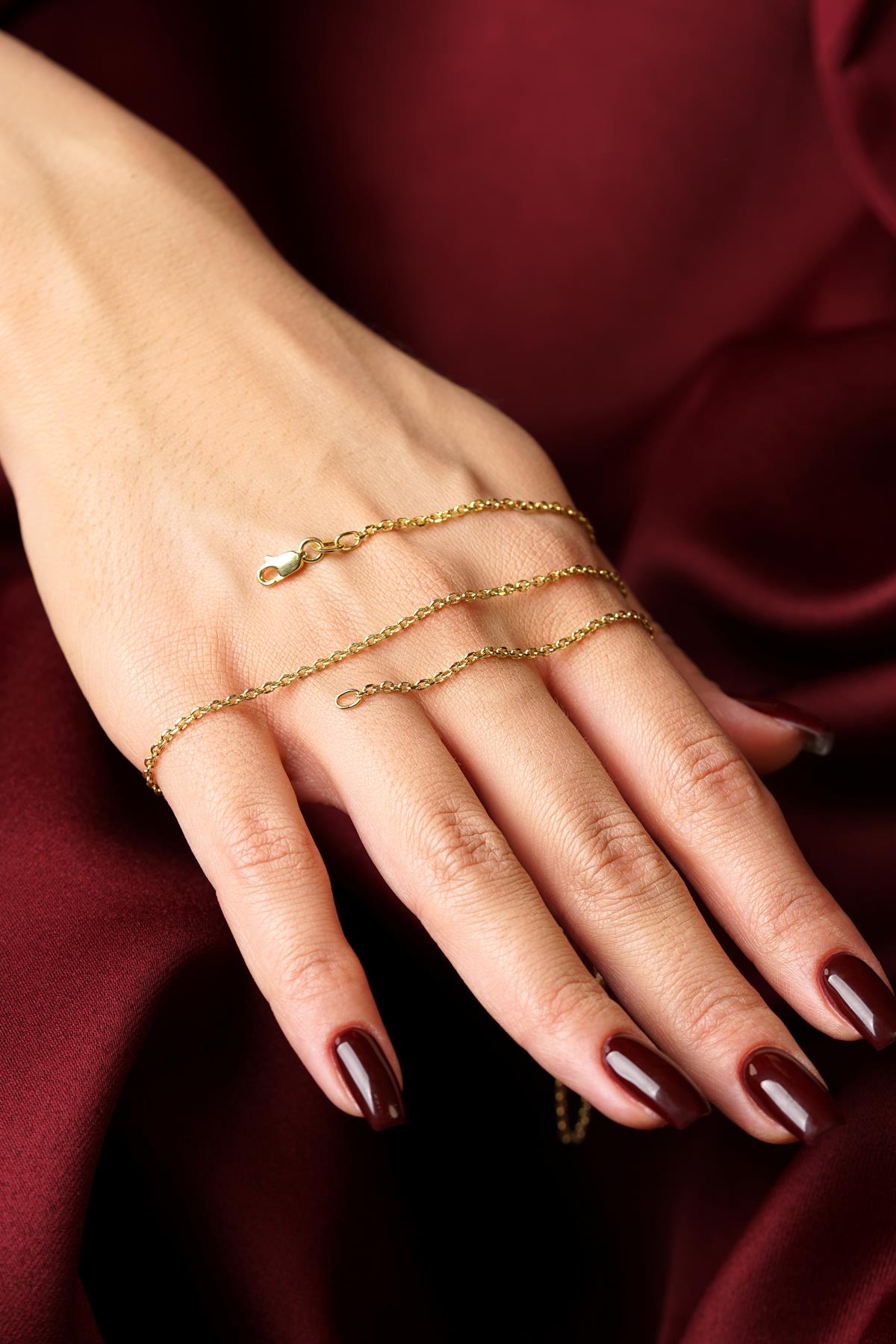 14K Gold Curb Chain Necklace