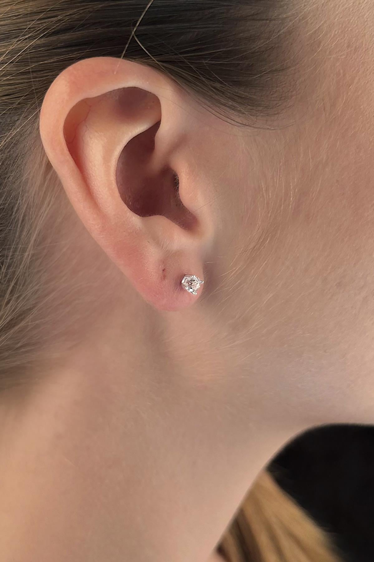 14K Gold Dainty Stud Earrings