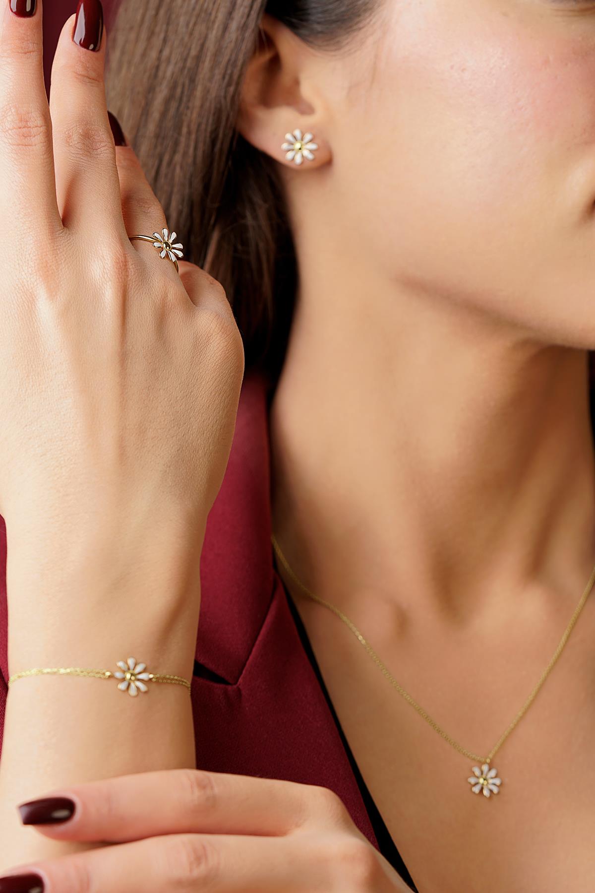 14K Gold Daisy Set