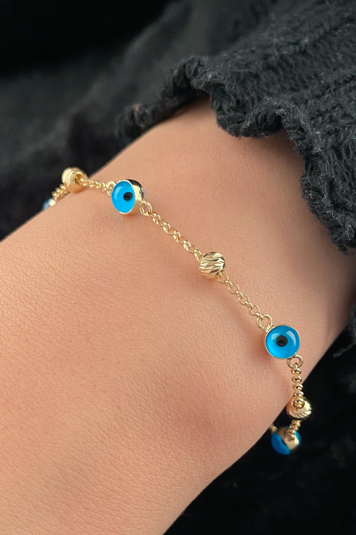 14K Gold Diamond Cut Ball With Evil Eye Bracelet