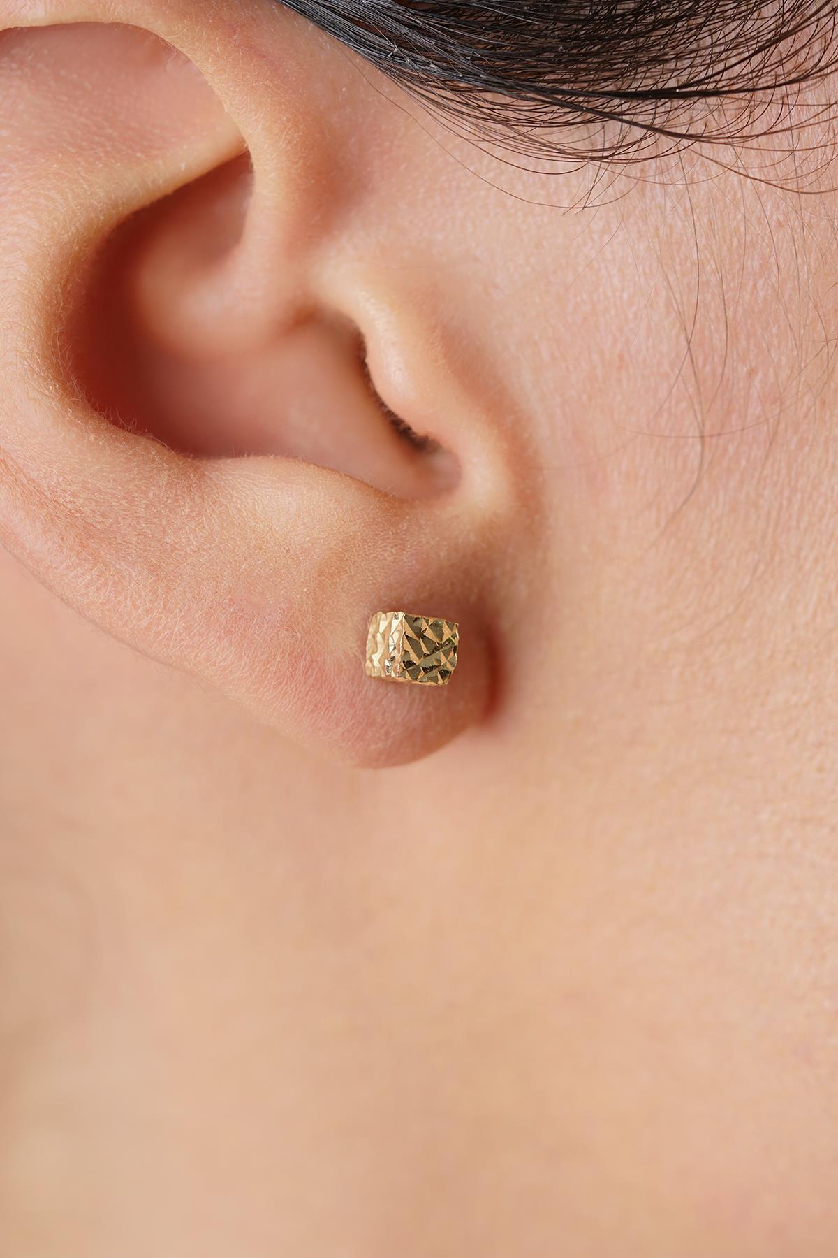 14K Gold Diamond-Cut Box Stud Earrings