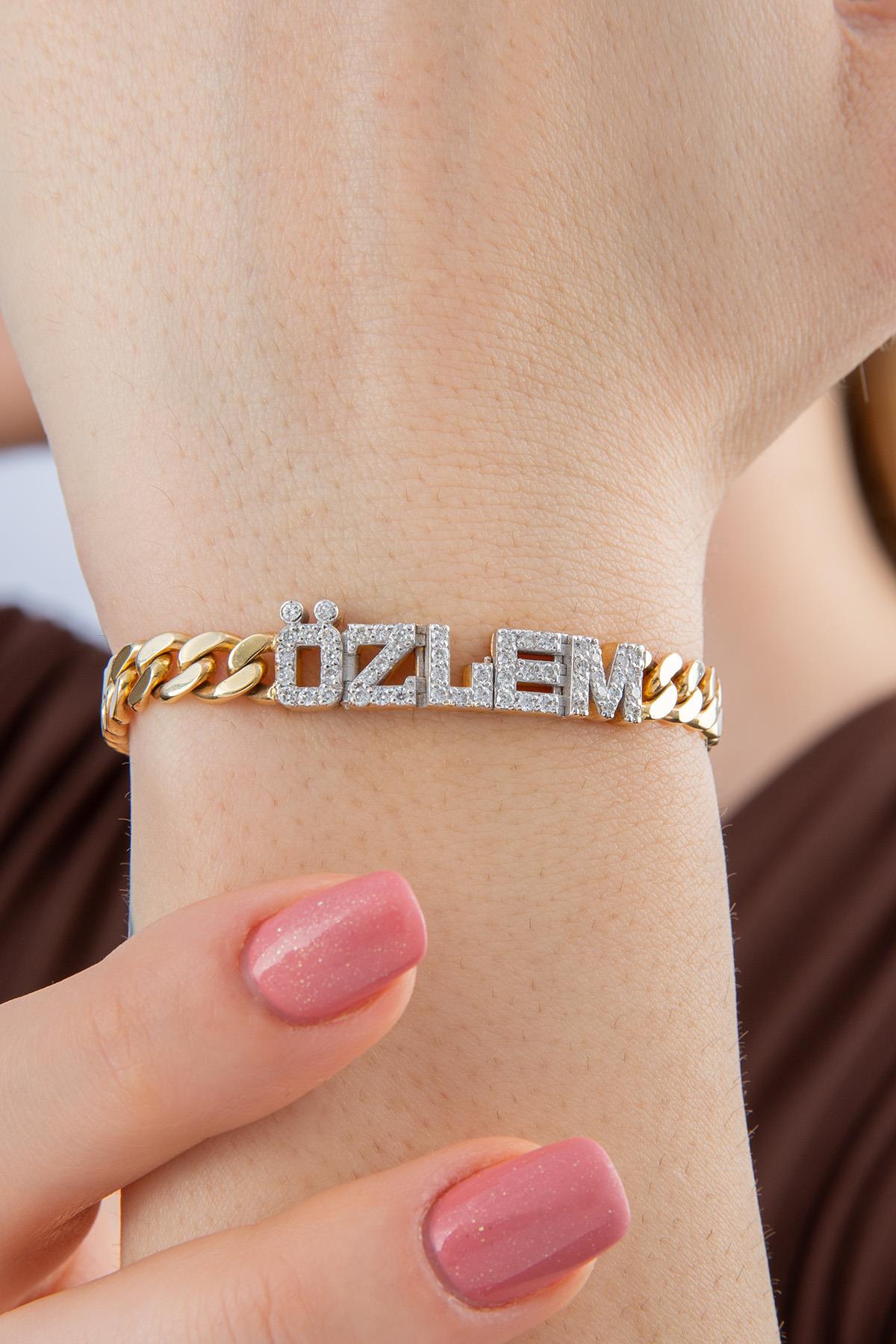 14K Gold Diamond Personalized Name Bracelet