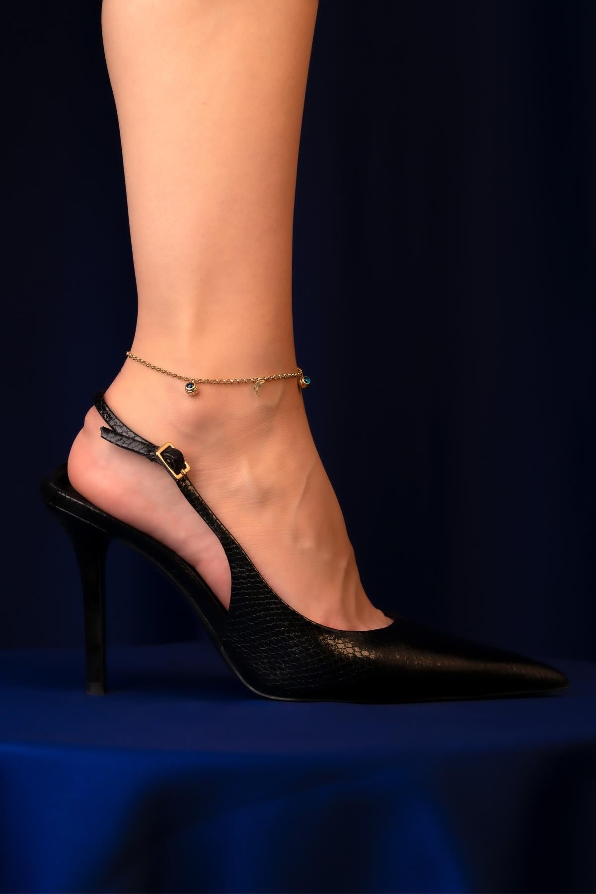 14K Gold Dolphin Eye Anklet