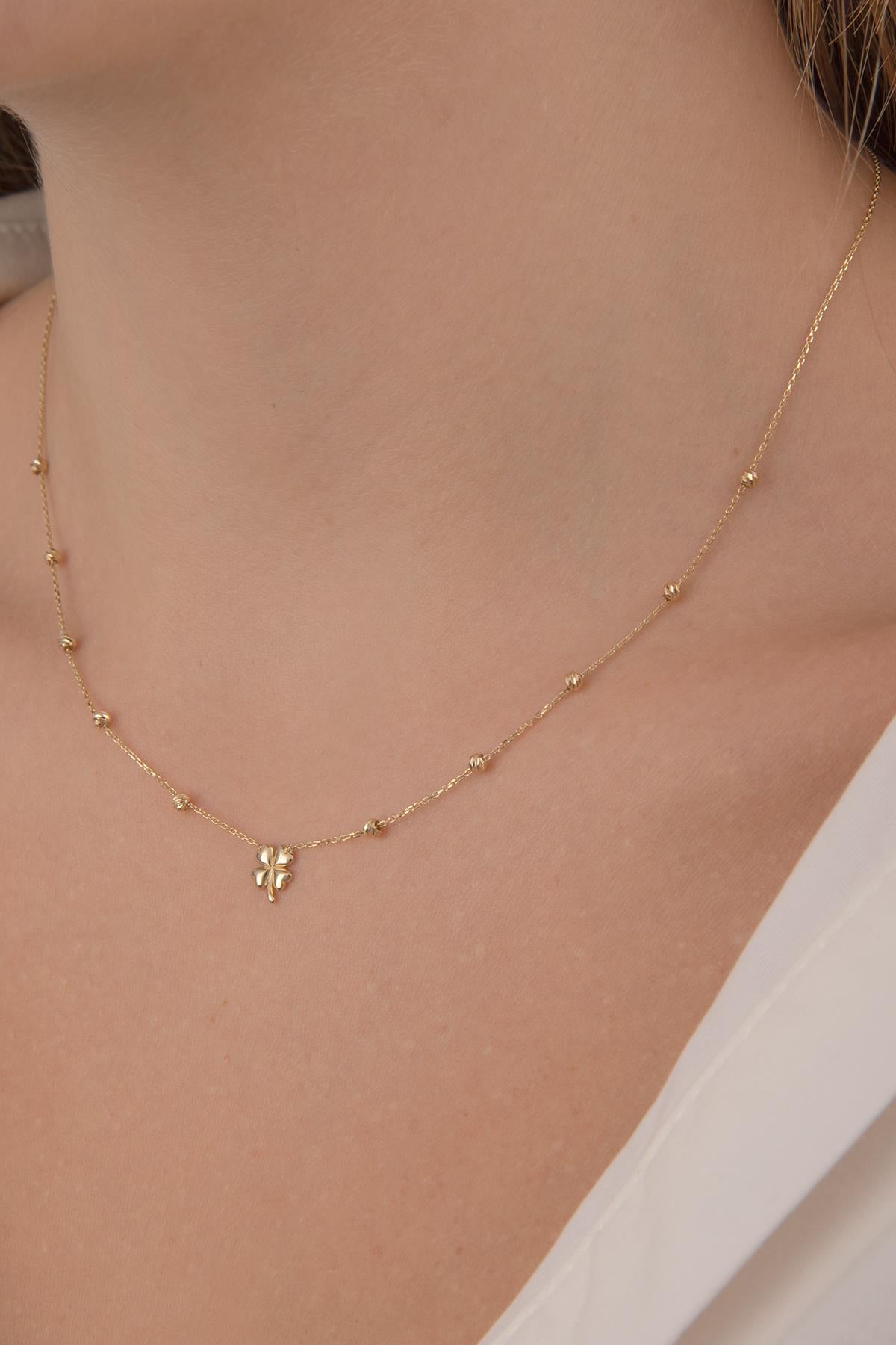 14K Gold Dorica Clover Necklace