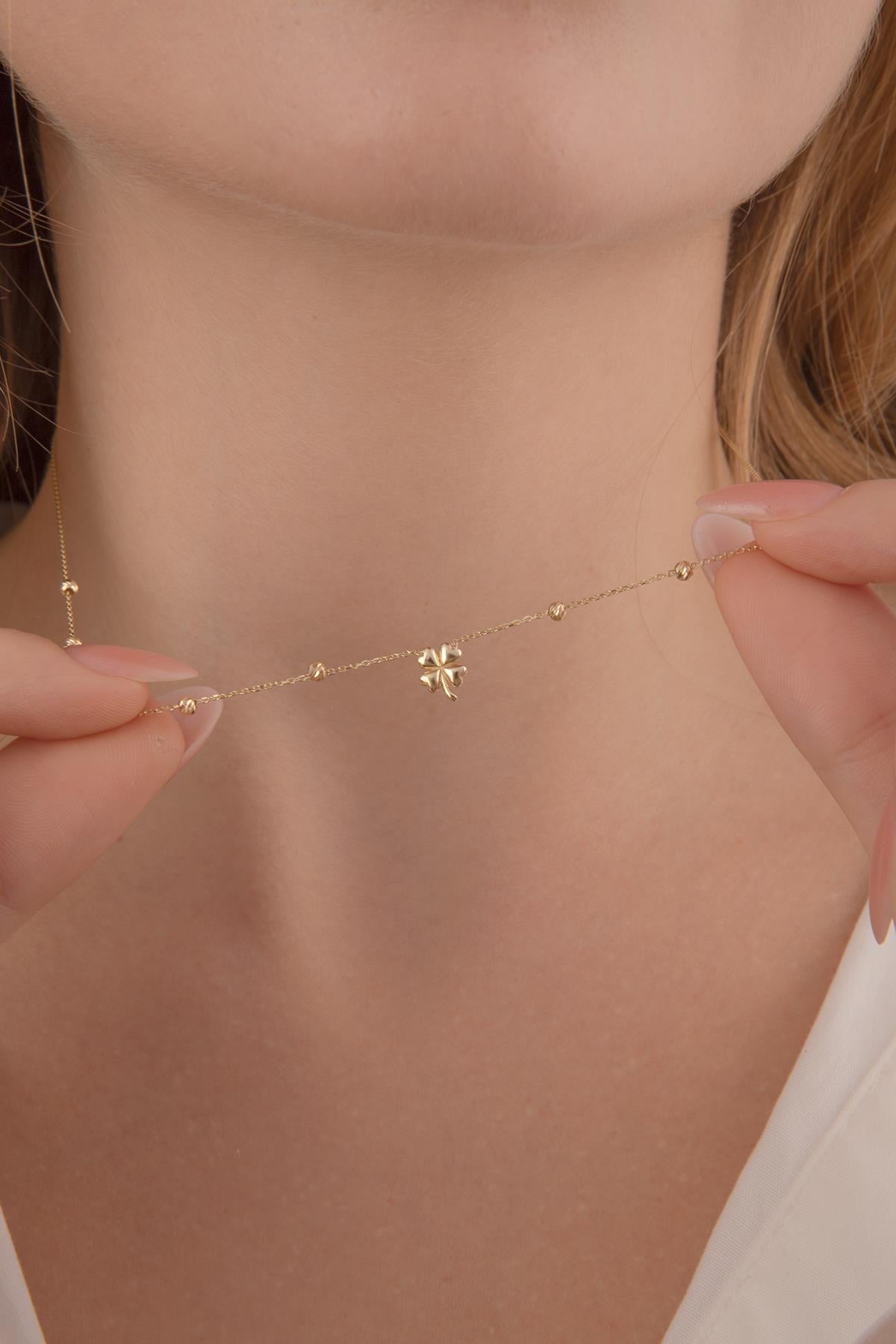 14K Gold Dorica Clover Necklace