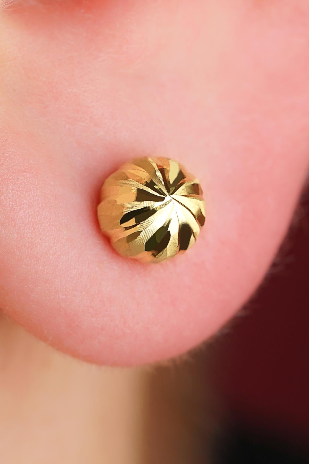 14K Gold Engraved Ball Men’s Earring