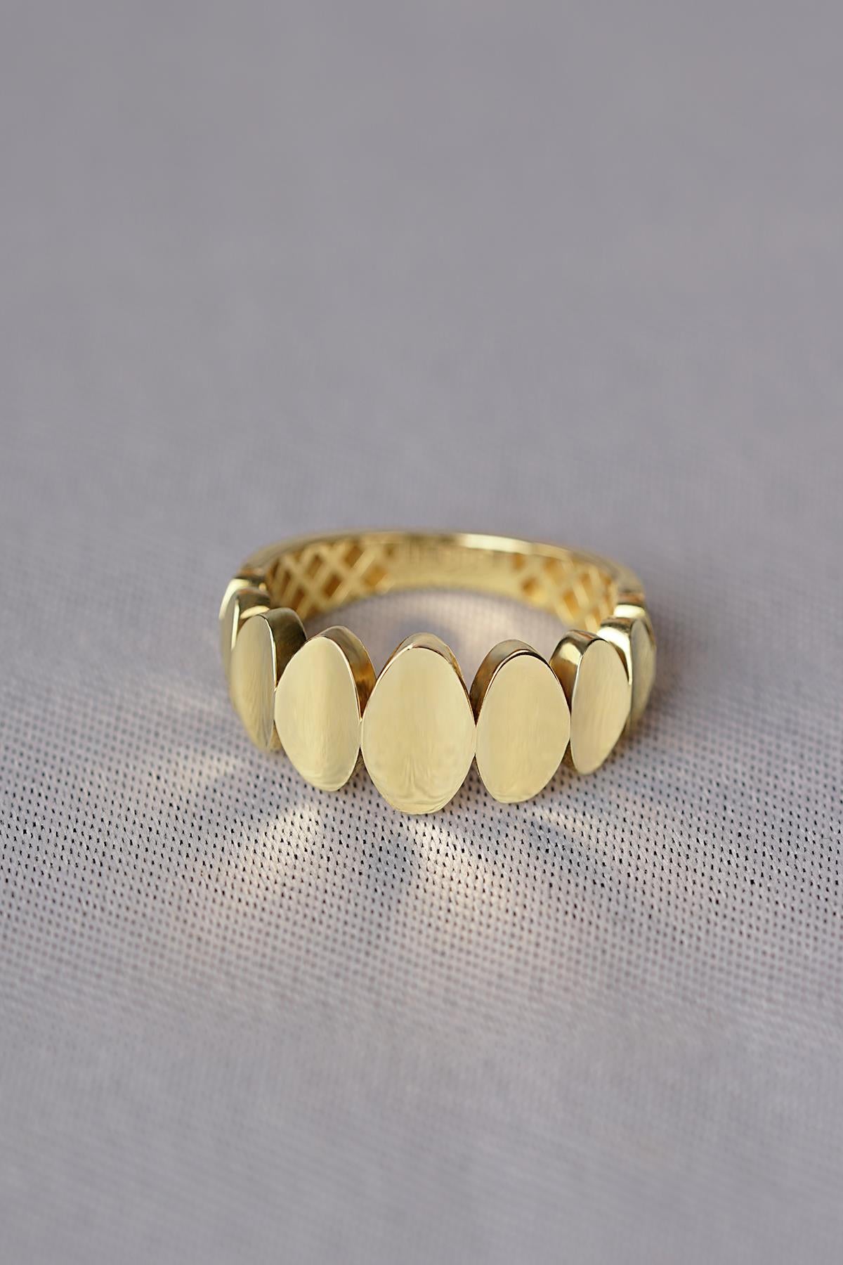 14K Gold Eva Minimalist Band Ring