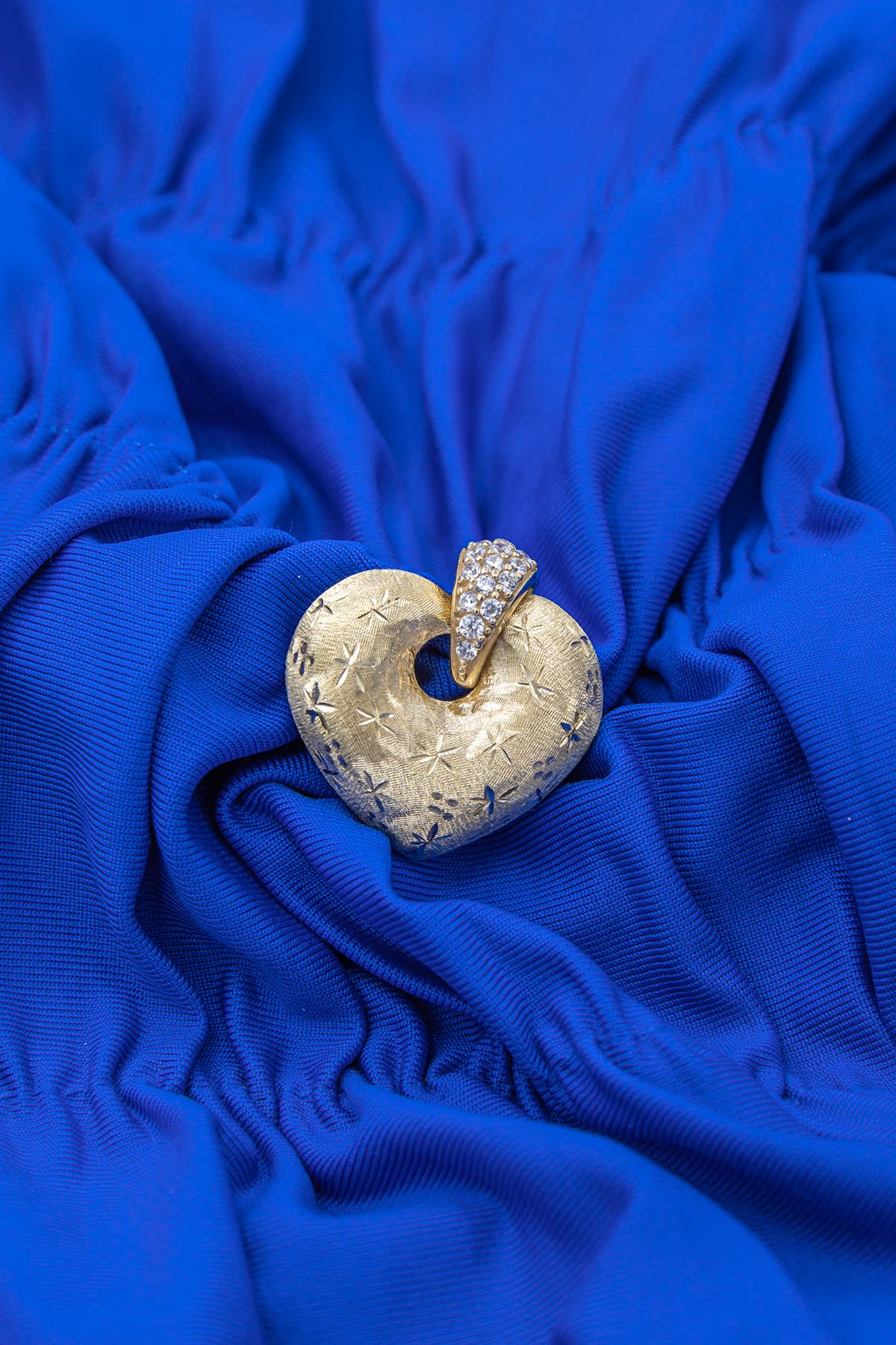14K Solid Gold Glowing Heart Pendant