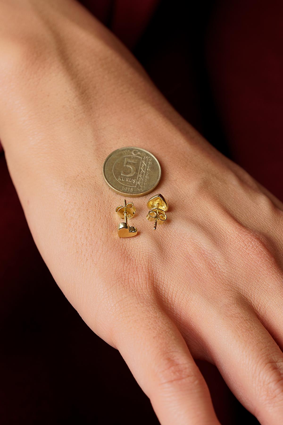 14K Gold Herat Shape Stud Earrings