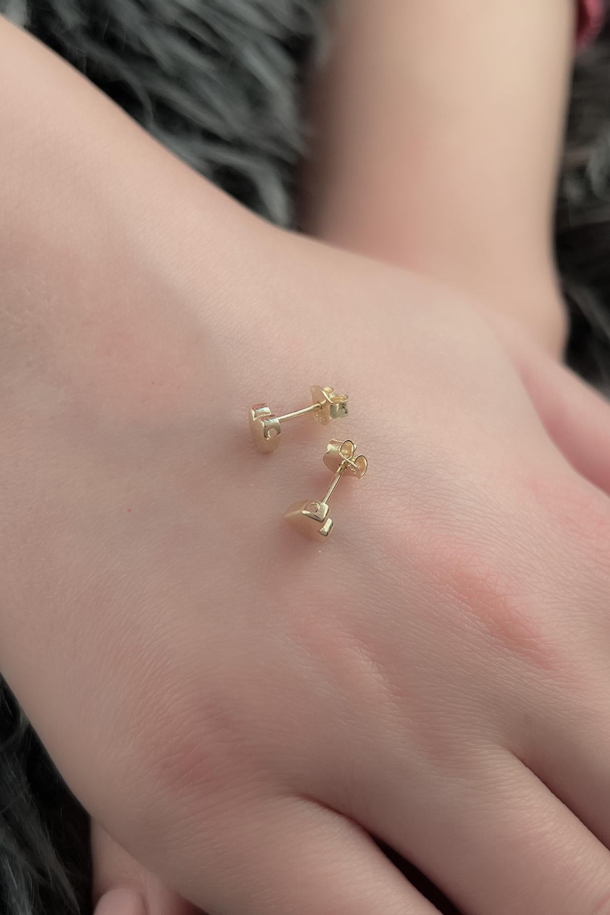 14K Gold Herat Shape Stud Earrings