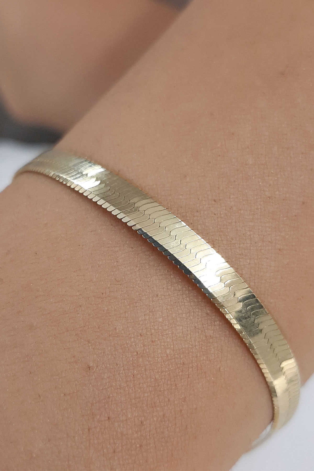 14K Gold Herringbone Bracelet 0.196 inch
