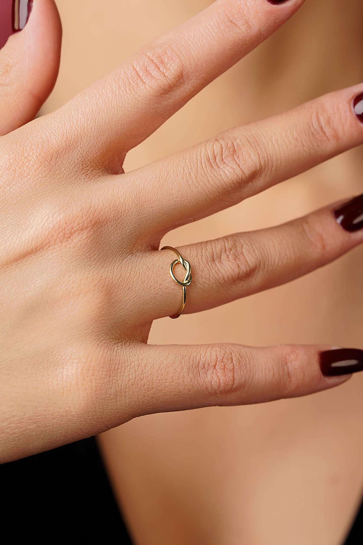 14K Gold Knot Ring