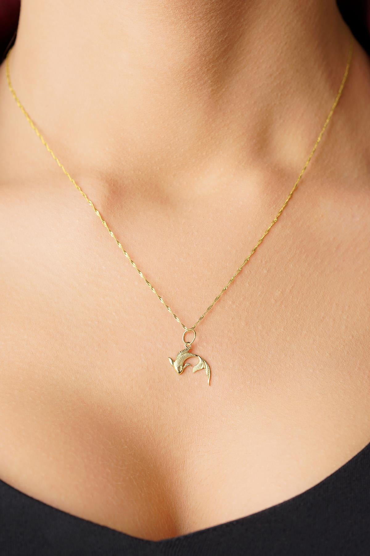 14K Gold Koi Fish Detailed Singapore Chain Necklace
