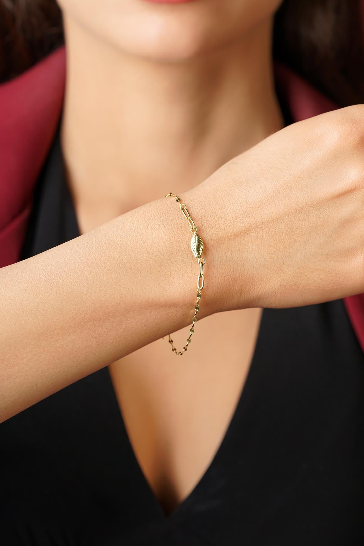 14K Gold Leaf Charm Mirror Chain Bracelet