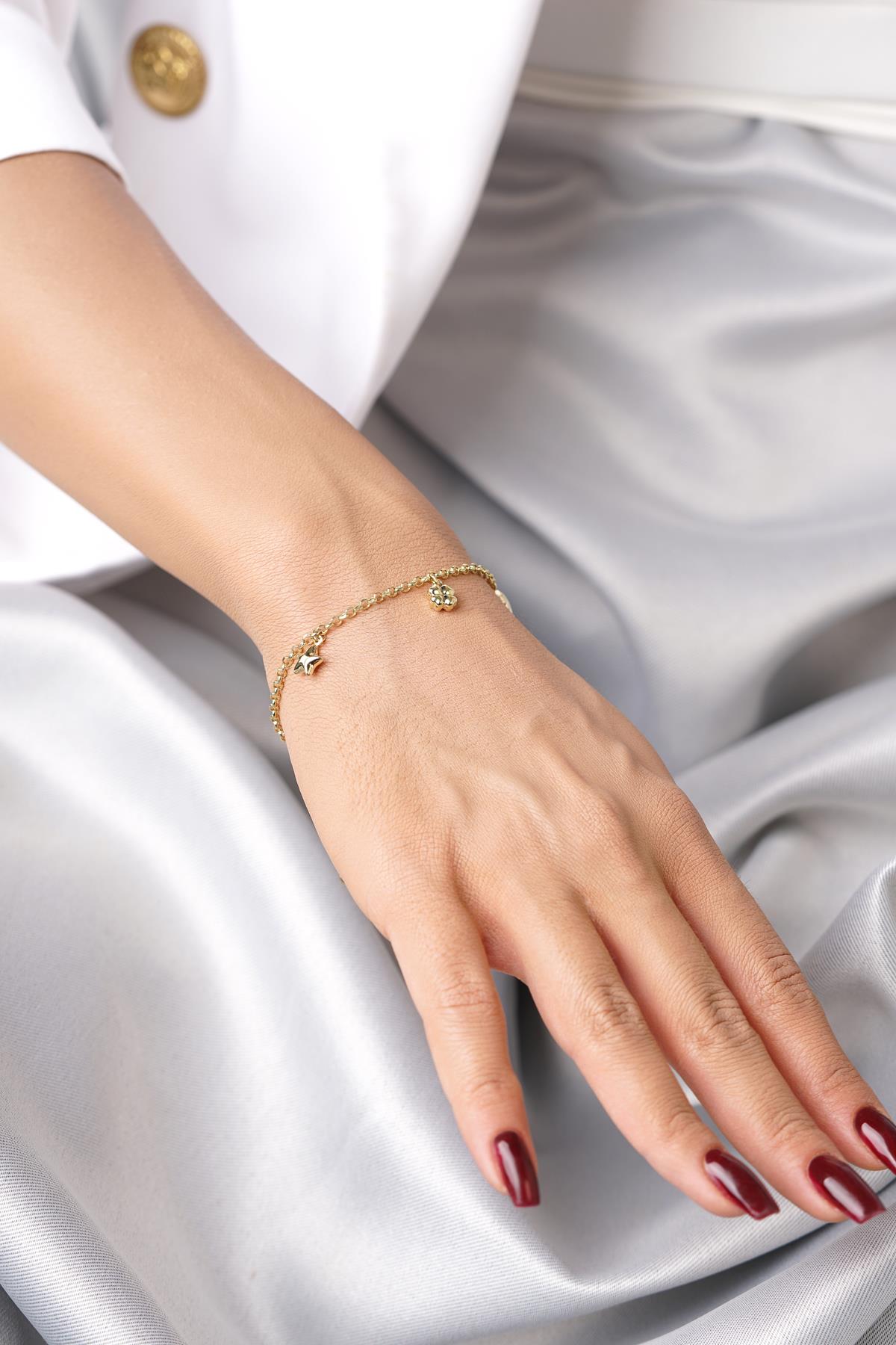 14K Gold Luck & Sparkle D-Link Bracelet