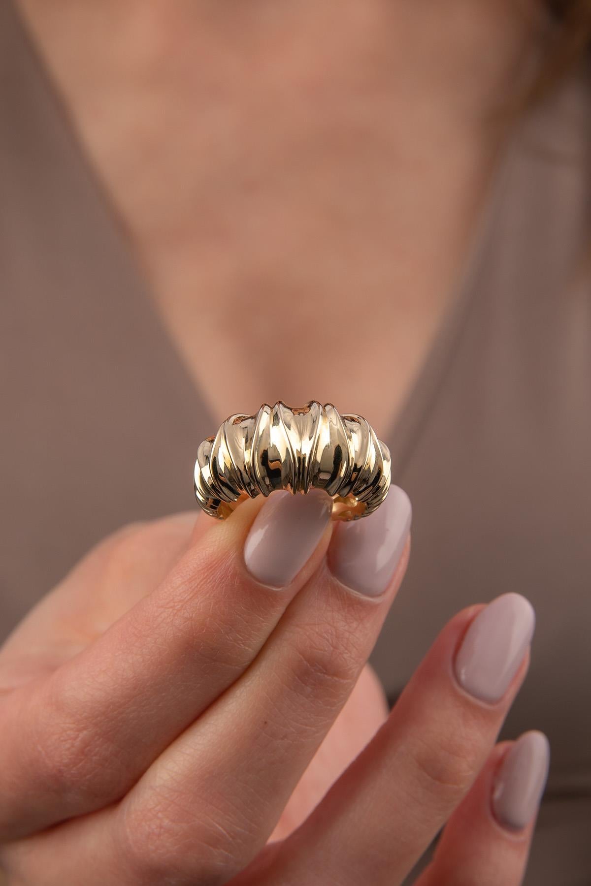 14K Gold Lunara Ring