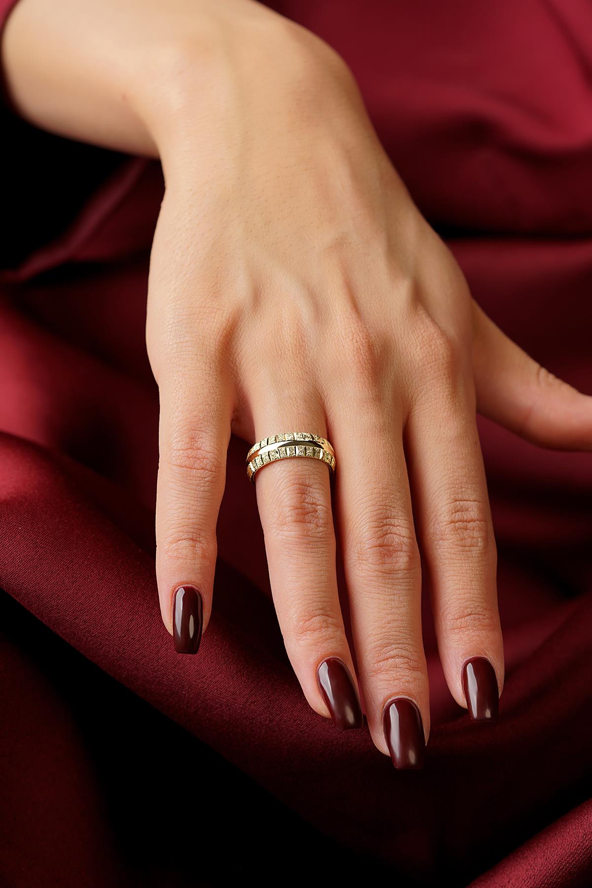 14K Gold Marzipan Wedding Band