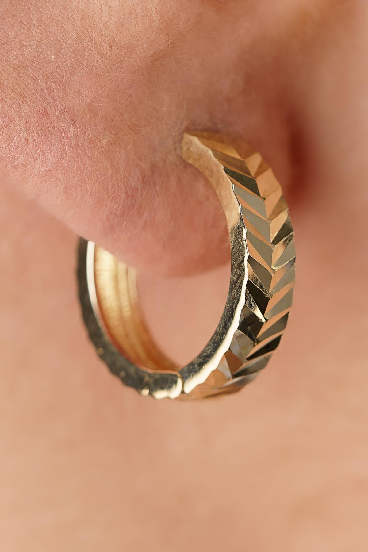 14K Solid Gold Midi Wheat Spike Studs