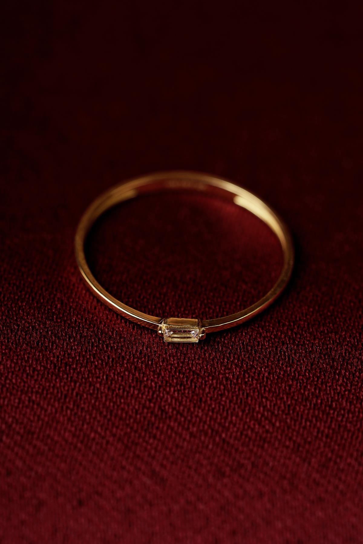 14K Gold Mini Baguette Ring