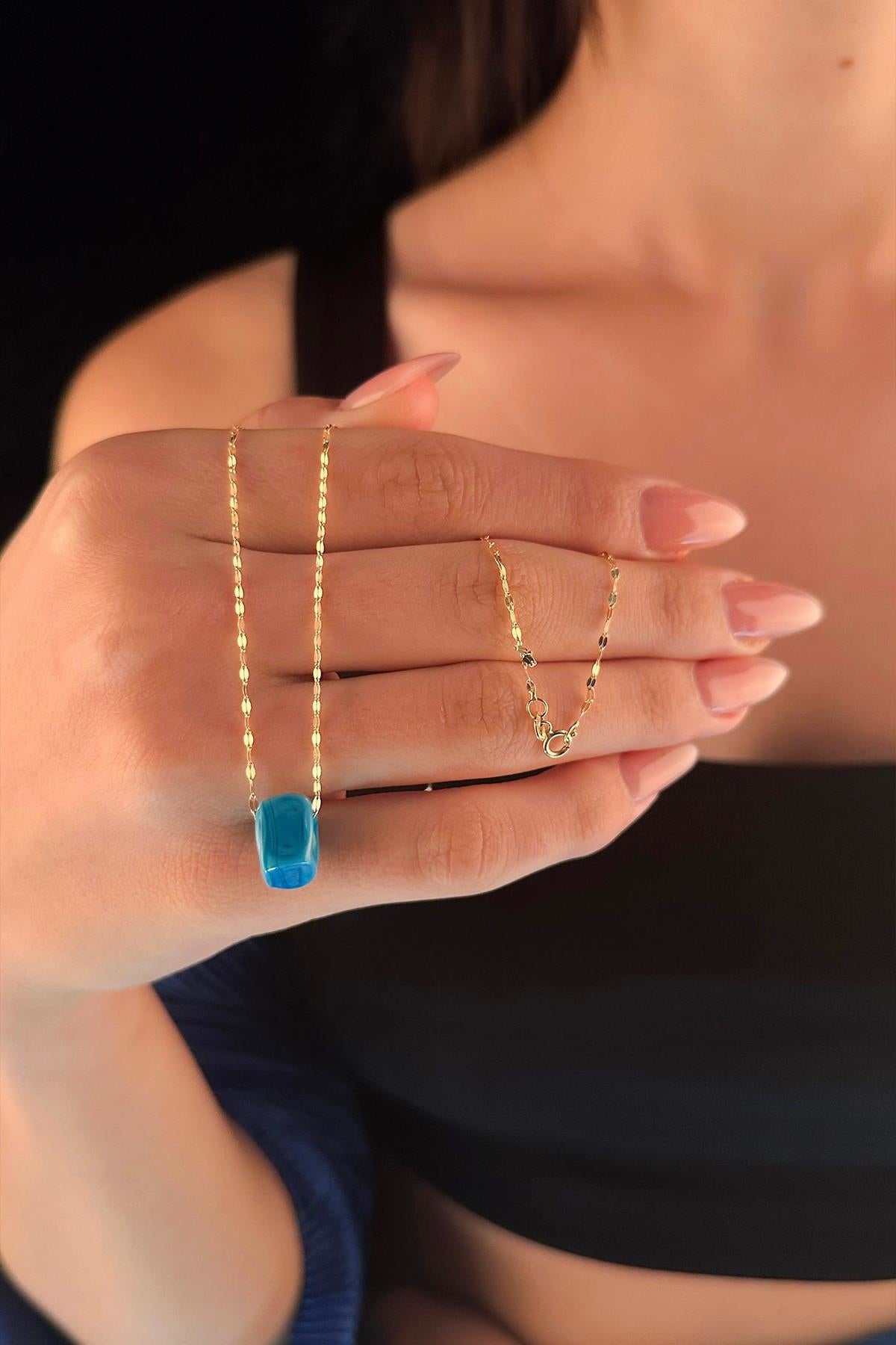 14K Gold Mirror Chain Blue Cube Necklace
