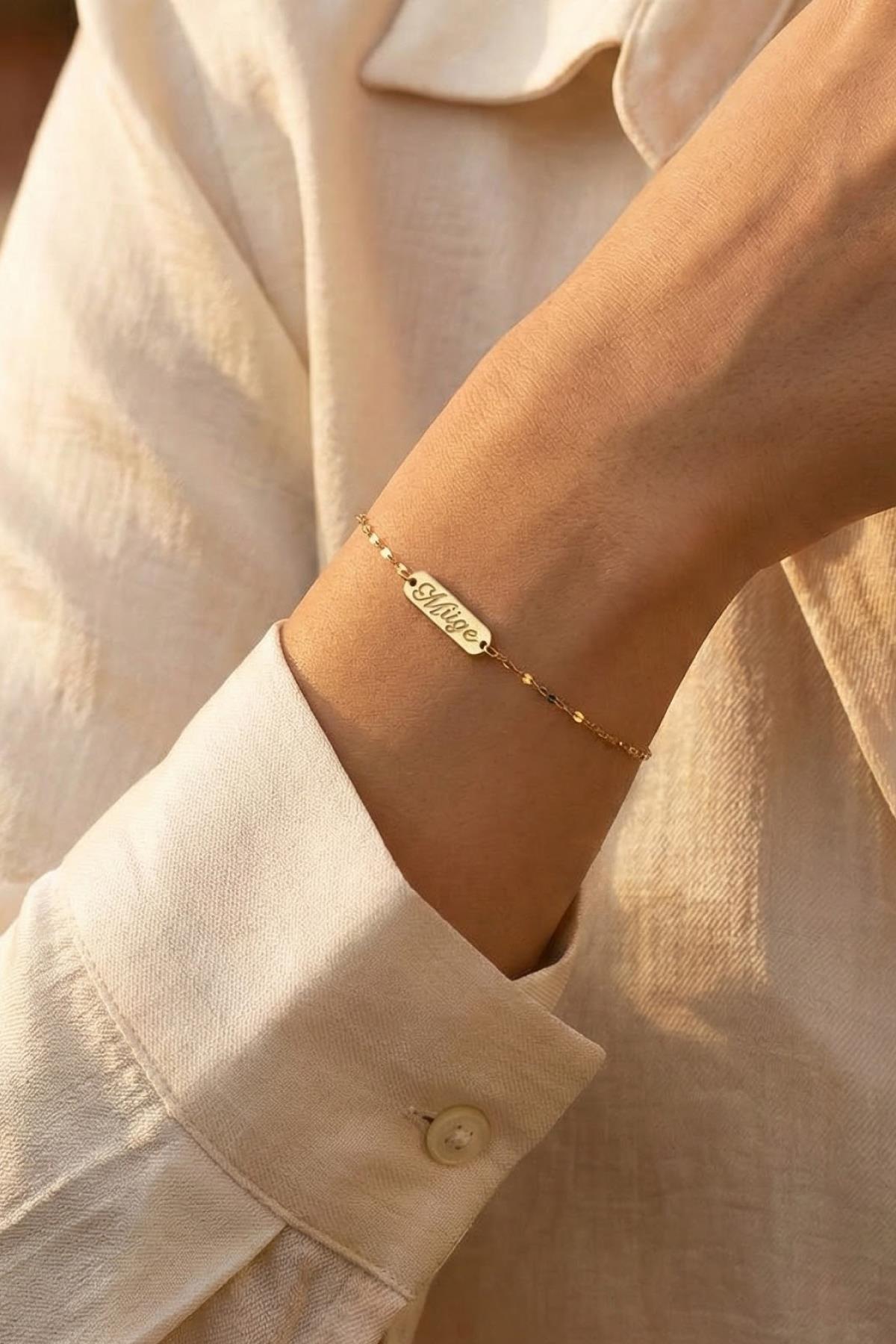 14K Gold Mirror Chain ID Plate Bracelet