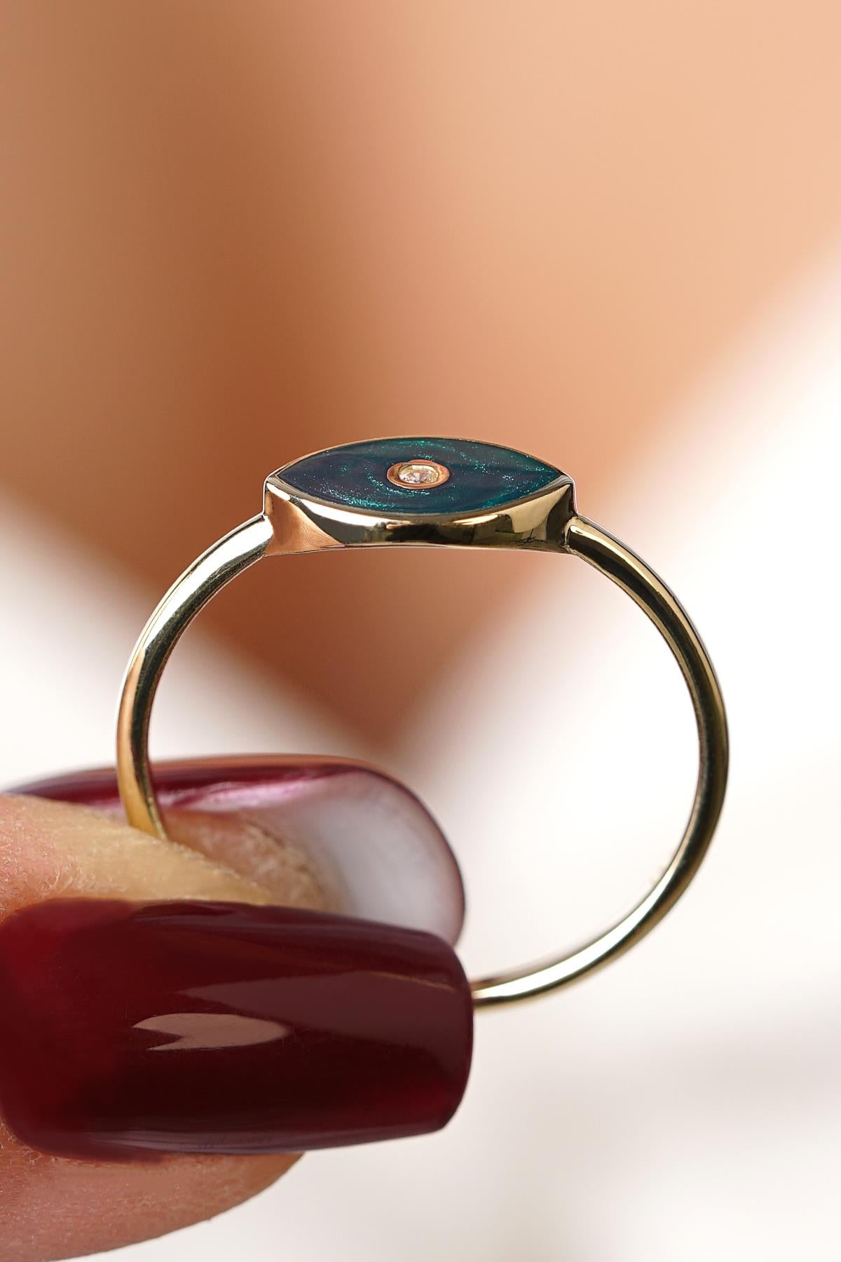 14K Gold Mother of Pearl Statement Ring