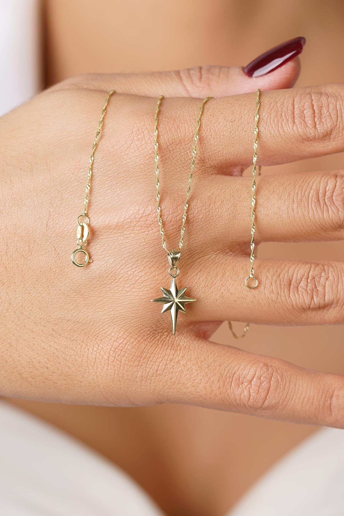 14K Gold North Star on Singapore Chain