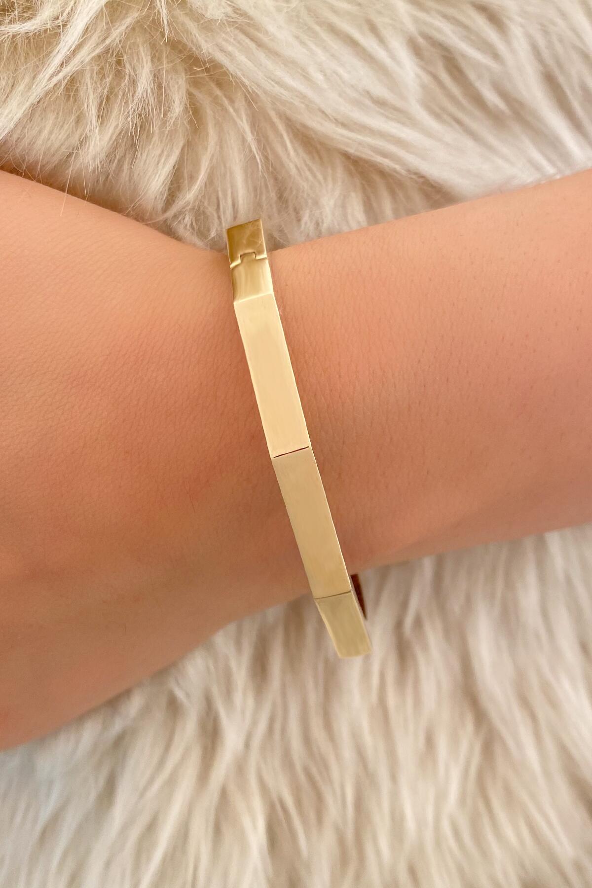 14K Gold  Octagonal Bangle Bracelet