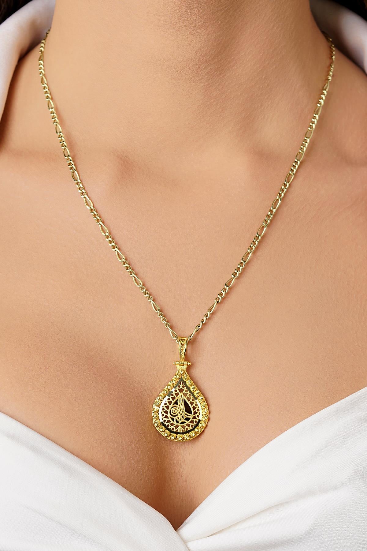 14K Gold Ottoman Medallion on Figaro Chain