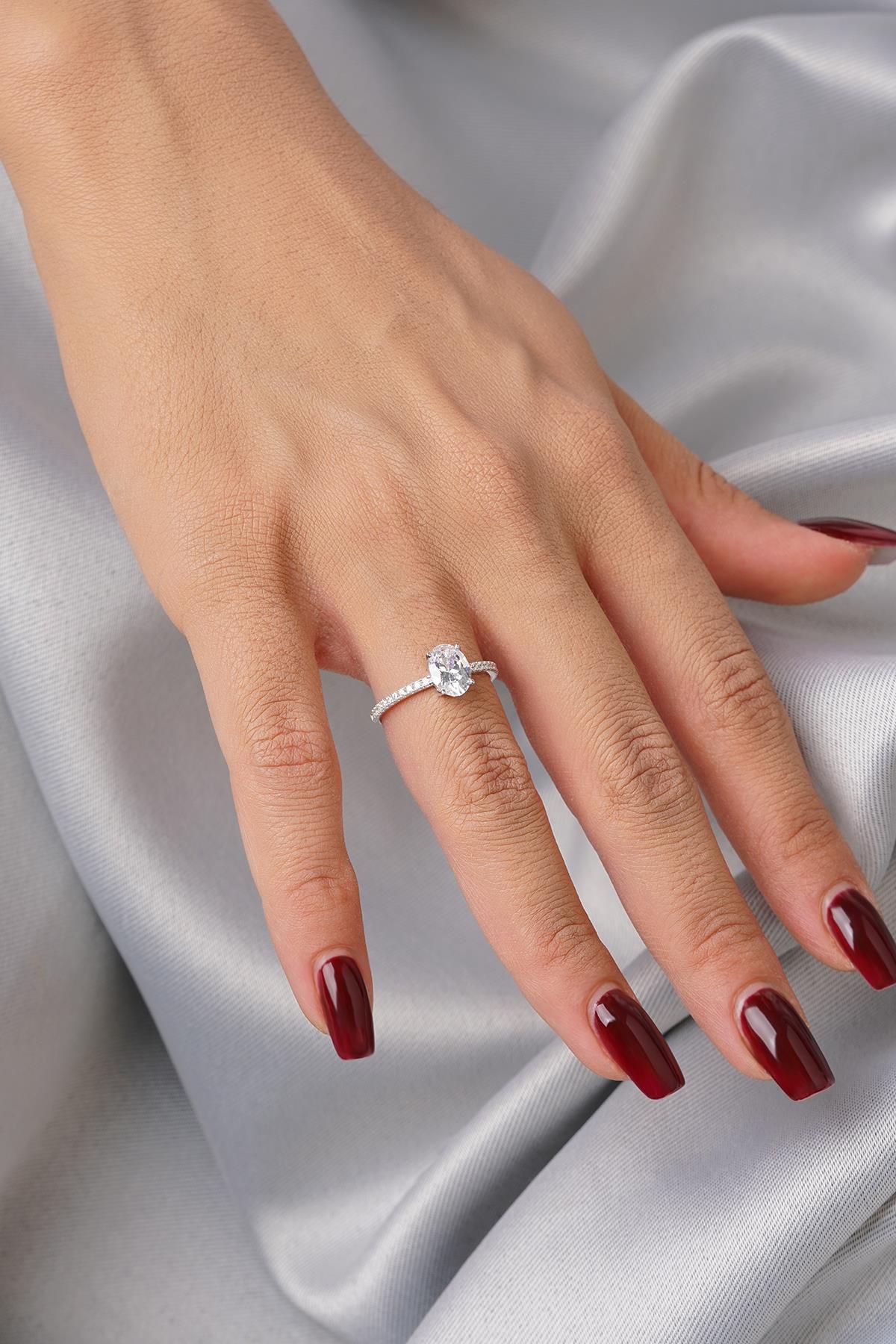 14K Gold Oval Baguette Gemstone Ring