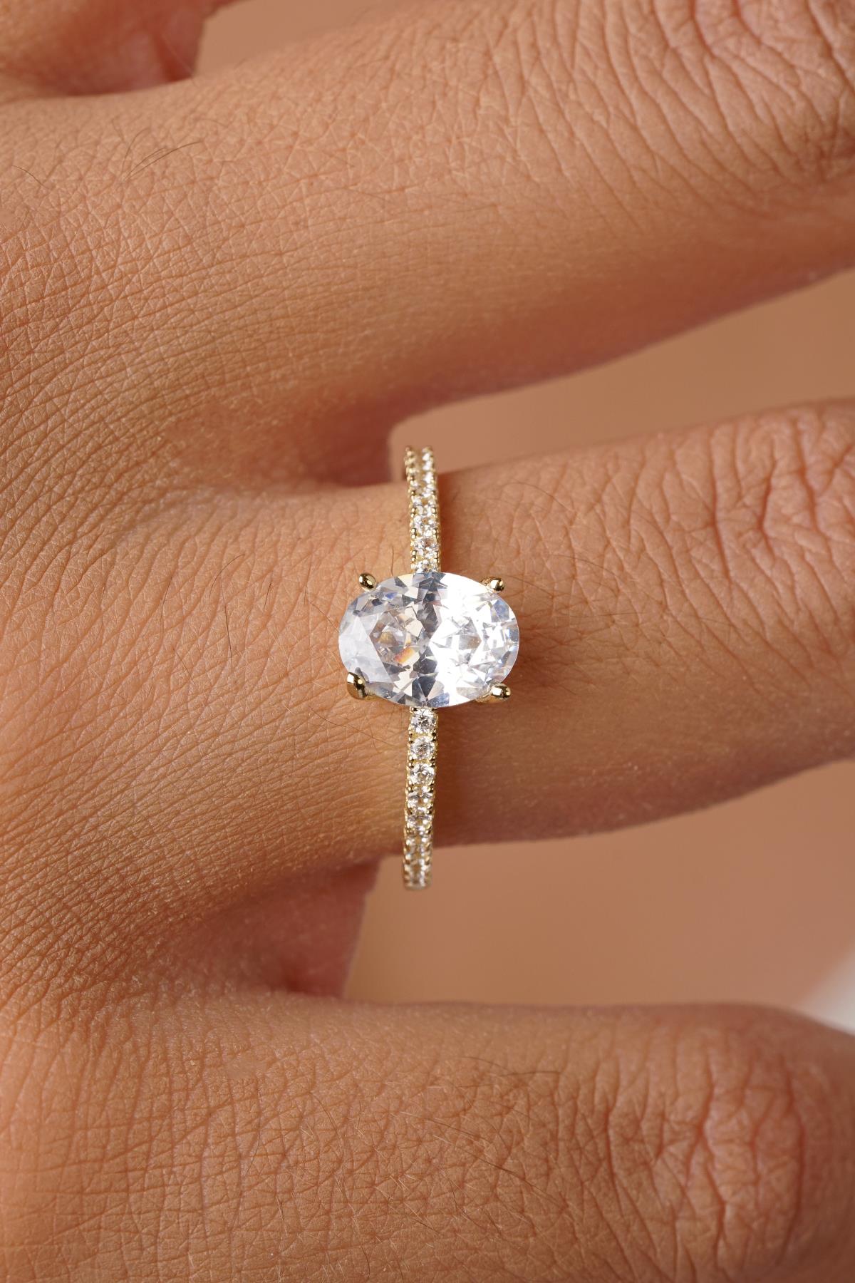 14K Gold Oval Baguette Gemstone Ring