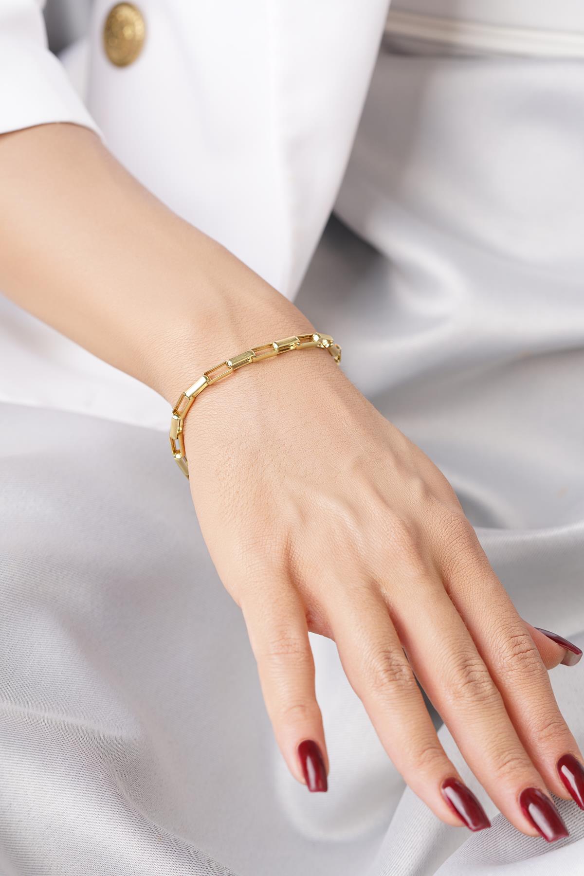 14K Gold Oval Paperclip Link Bracelet