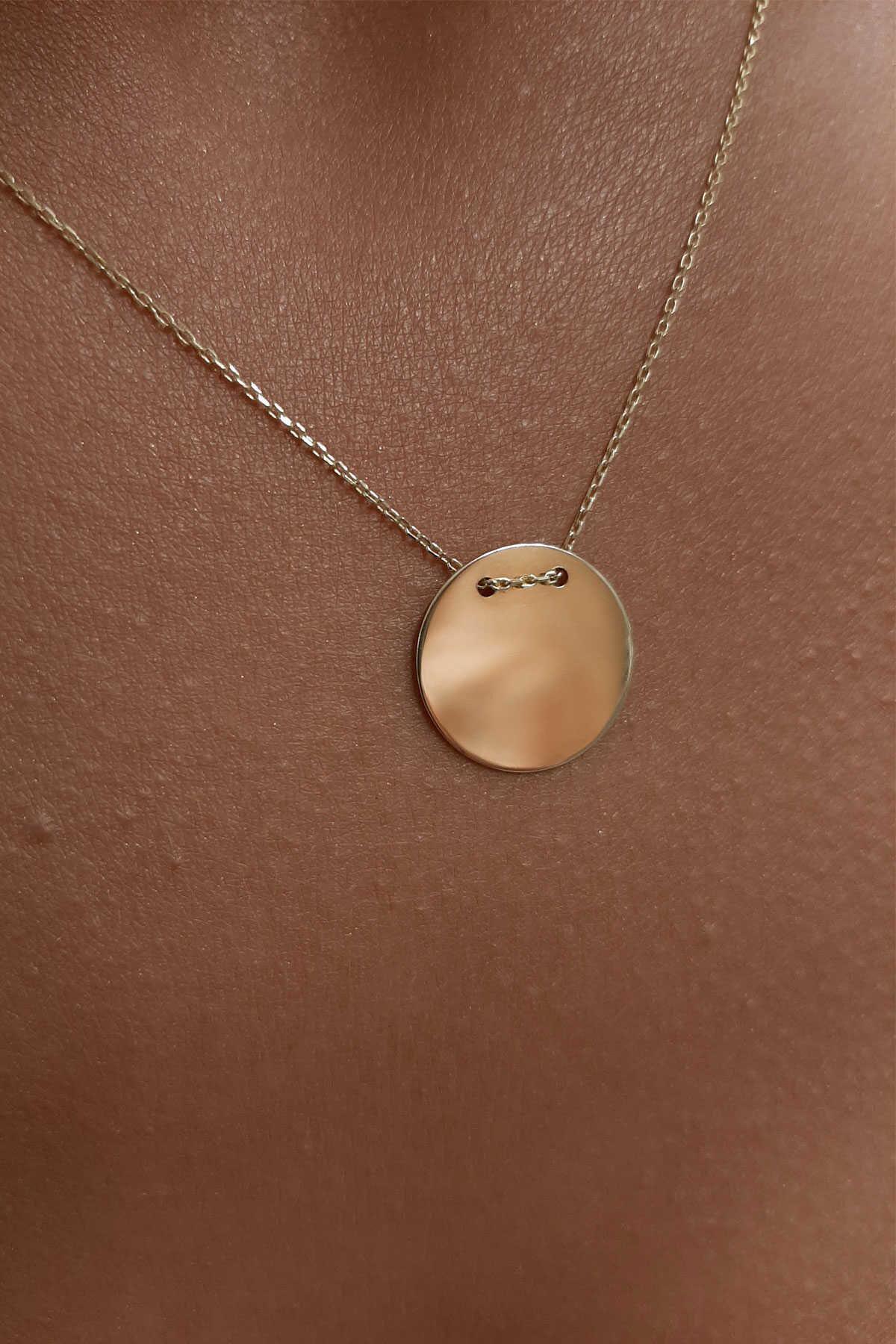 14K Gold Oval Plate Necklace