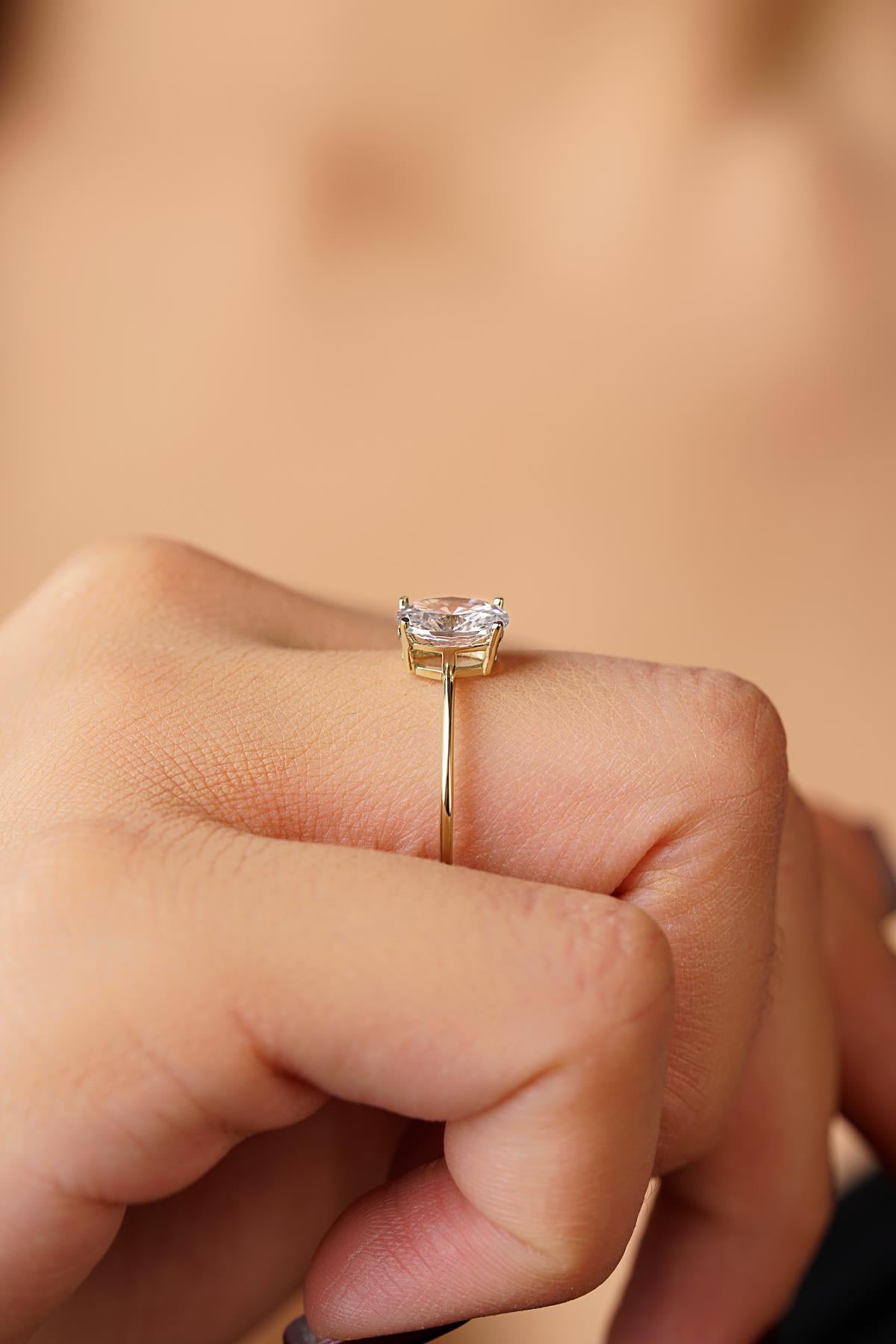 14K Gold Oval Solitaire Ring