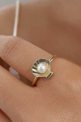 14K Gold Oyster Pearl Ring
