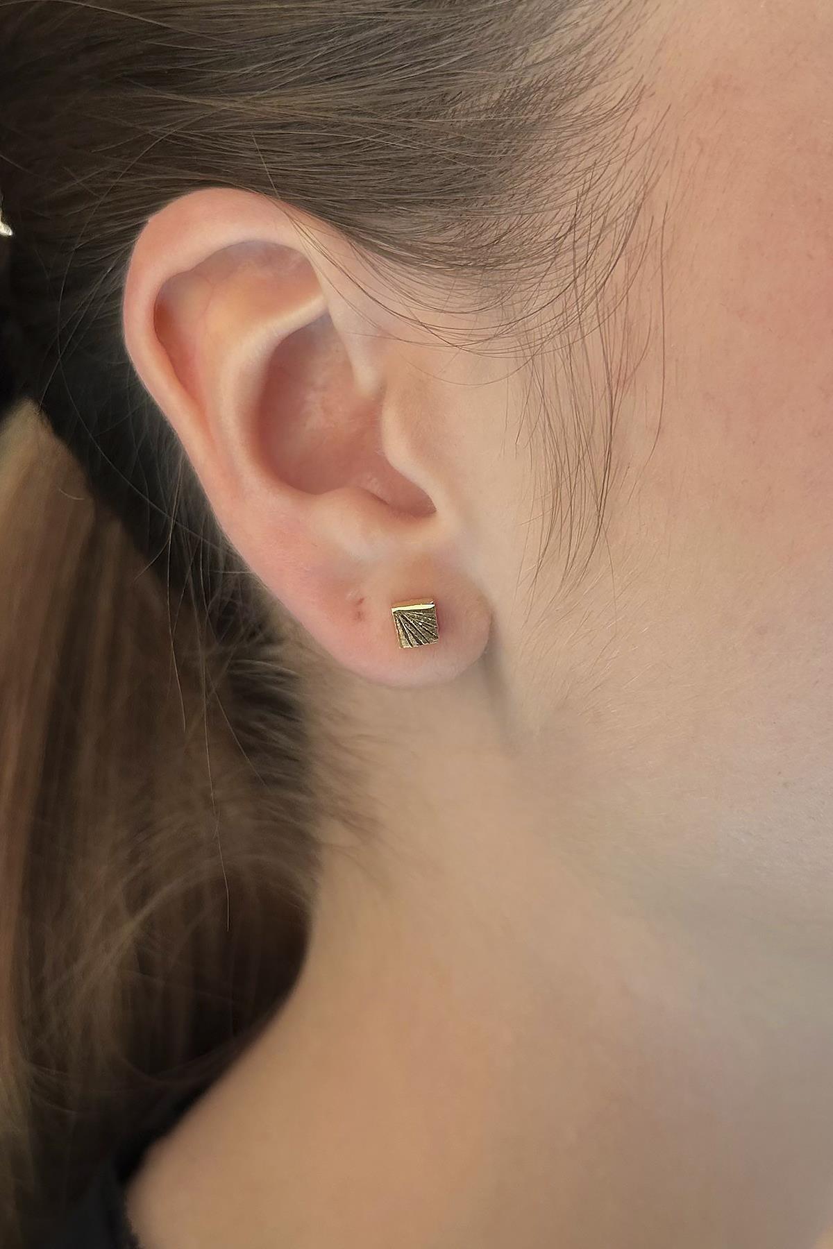 14K Gold Patterned Cube Stud Earrings