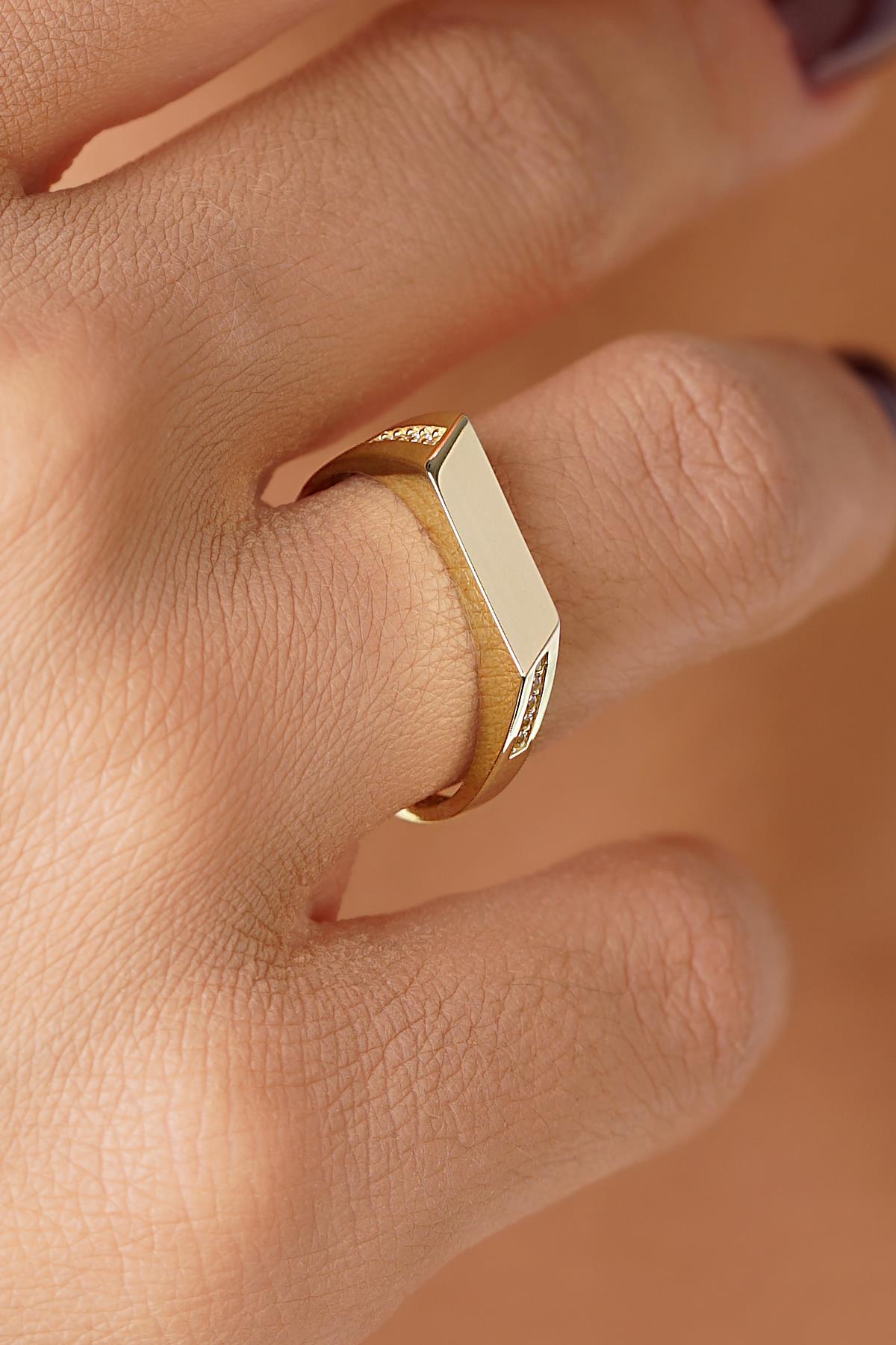 14K Gold Pave Asymmetrical Design Ring