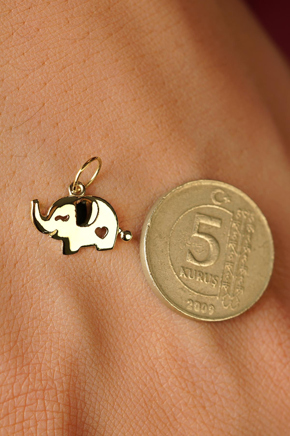 14K Gold Paw Pendant