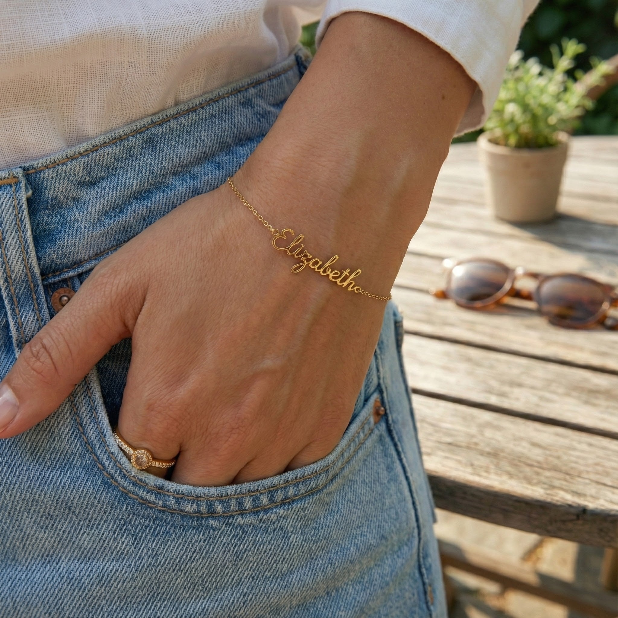 14K Gold Personalized Name Bracelet – Elegant Custom Gift of Identity