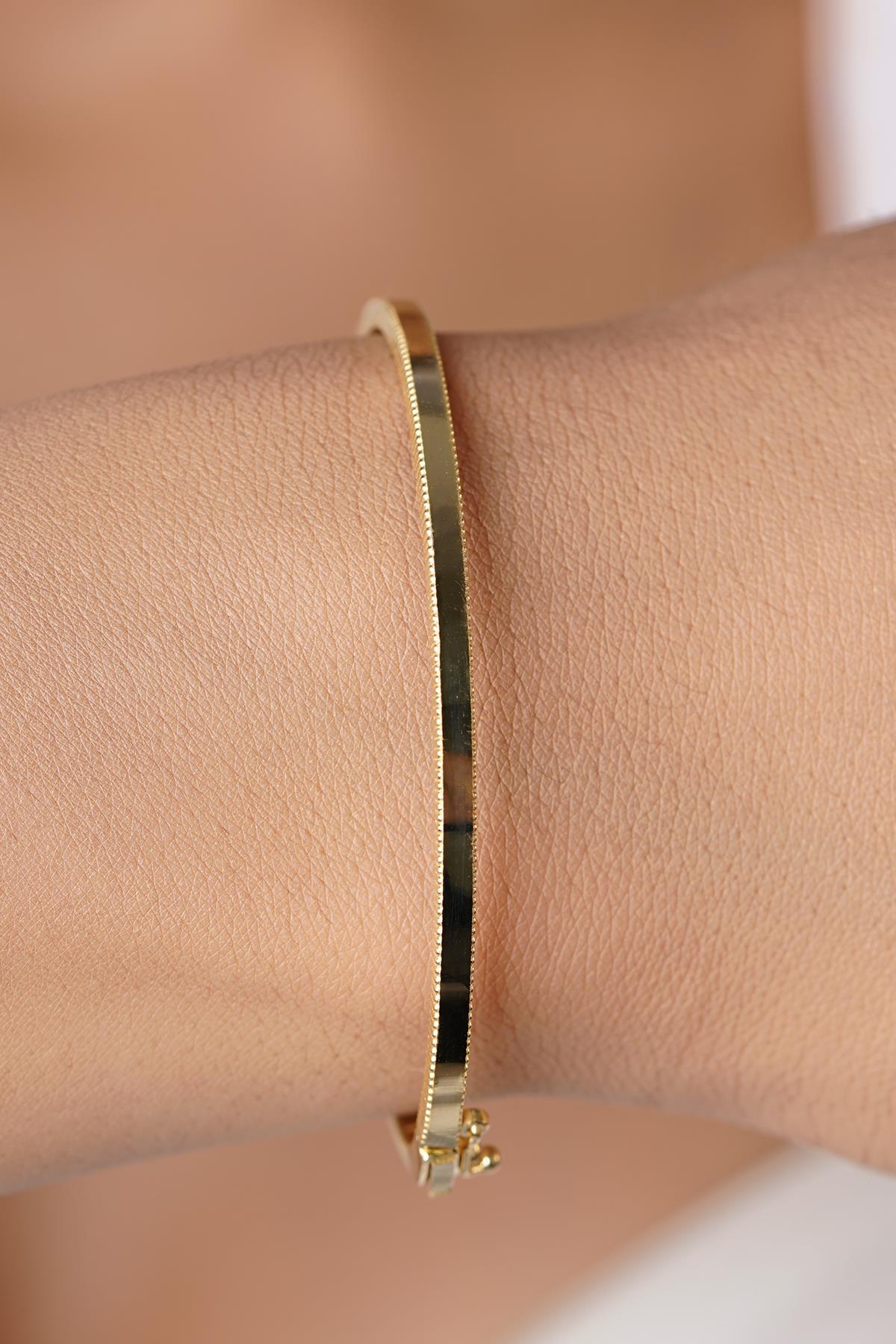 14K Gold Plain Ajda Cuff Bracelet