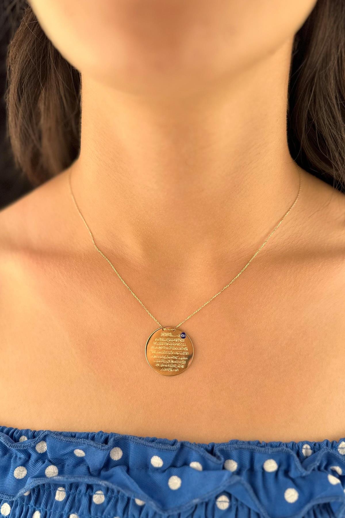 14K Gold Prayer Protection Written Round Evil Eye Necklace   1.023 inch