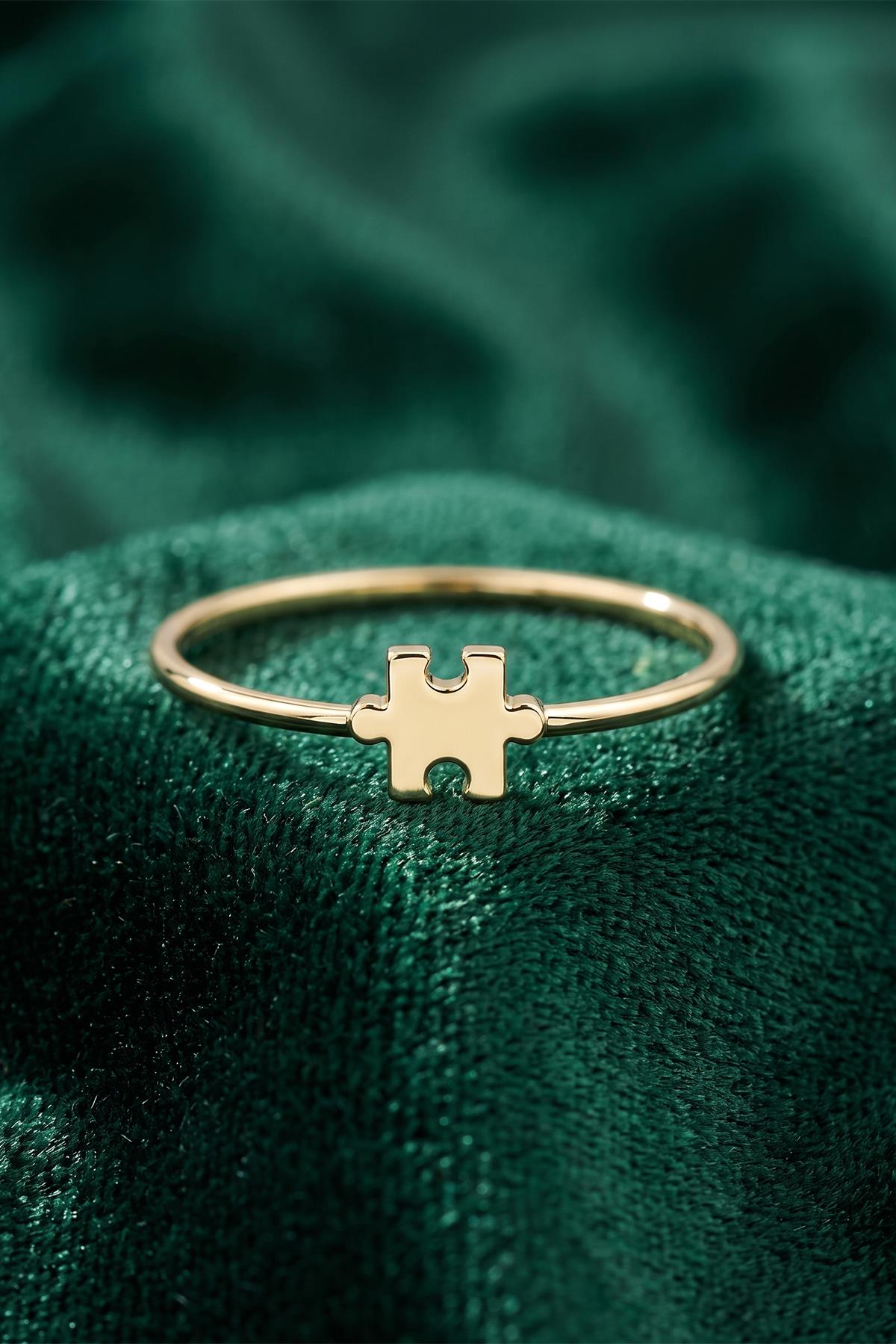 14K Gold Puzzle Ring