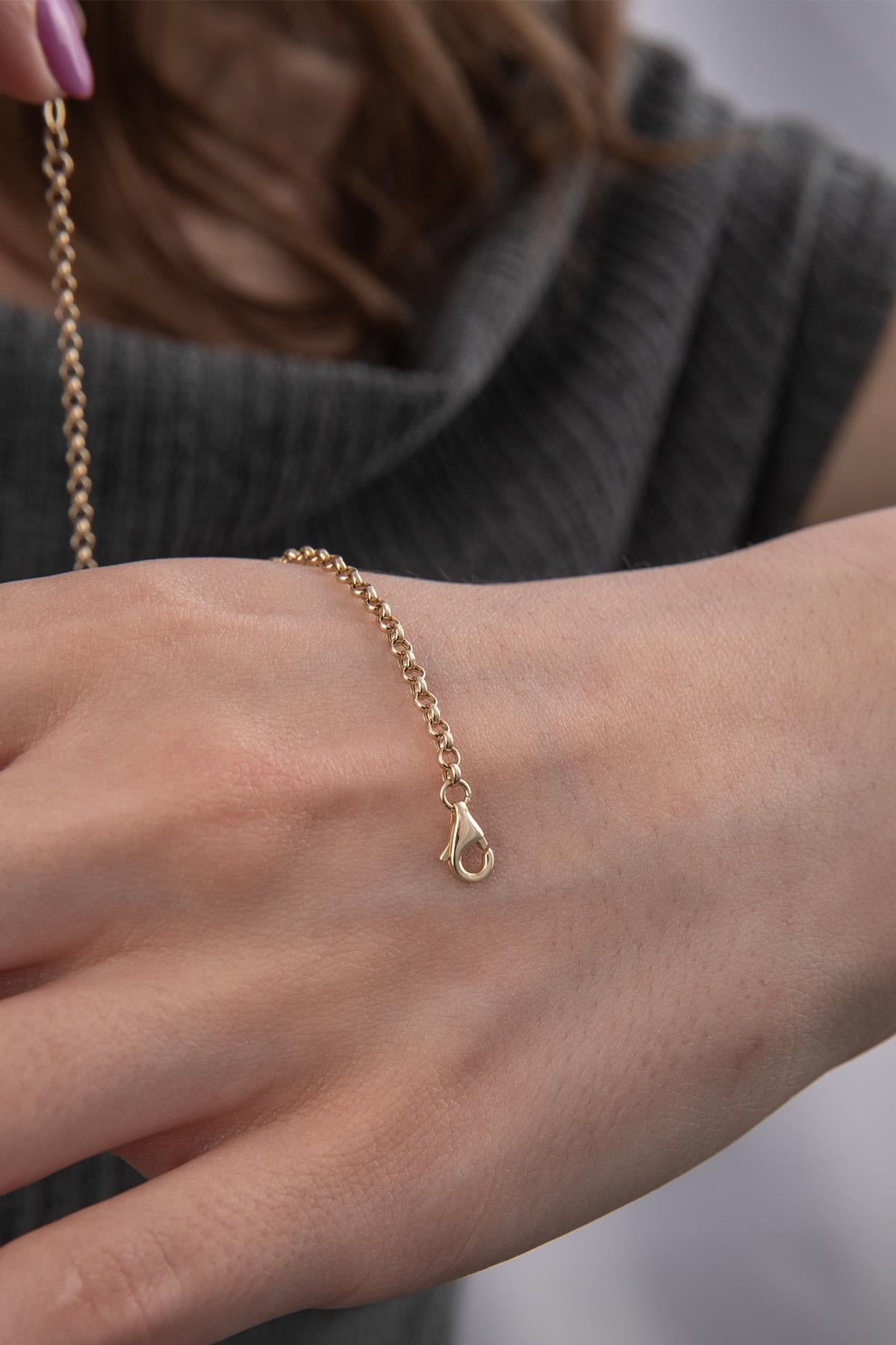 14K Gold Rolo Star & Heart Charm Bracelet