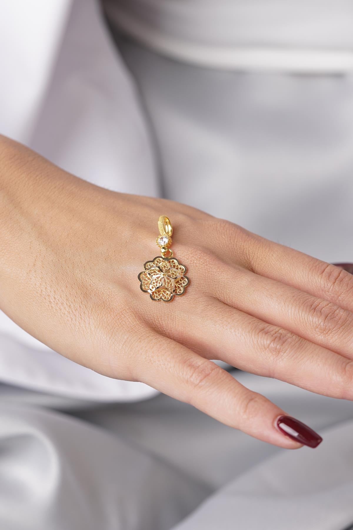 14K Solid Gold Rose Motif Filigree Pendant – Mother’s Pendant