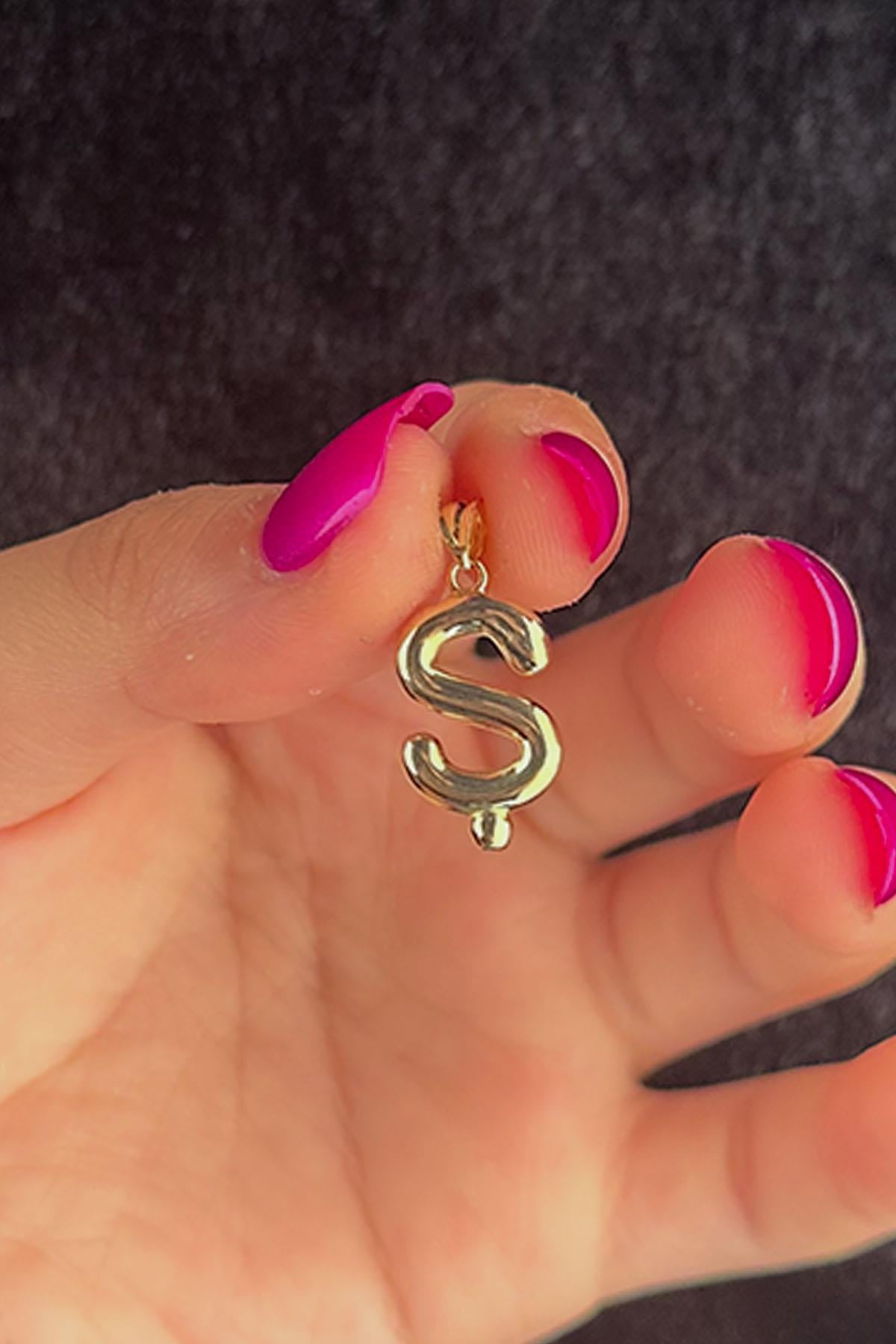 14K Gold Ş Letter Charm