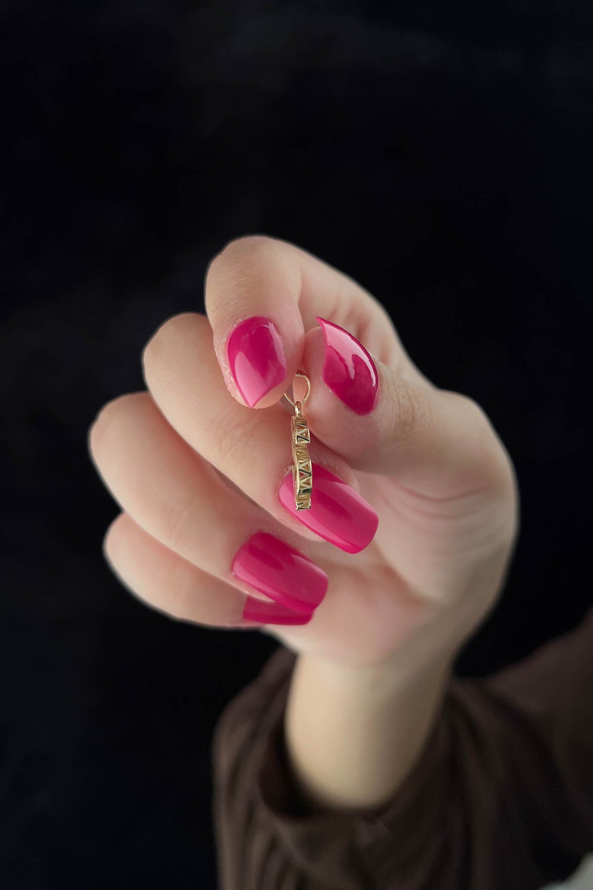 14K Gold Ş Letter Mini Shine Pendant